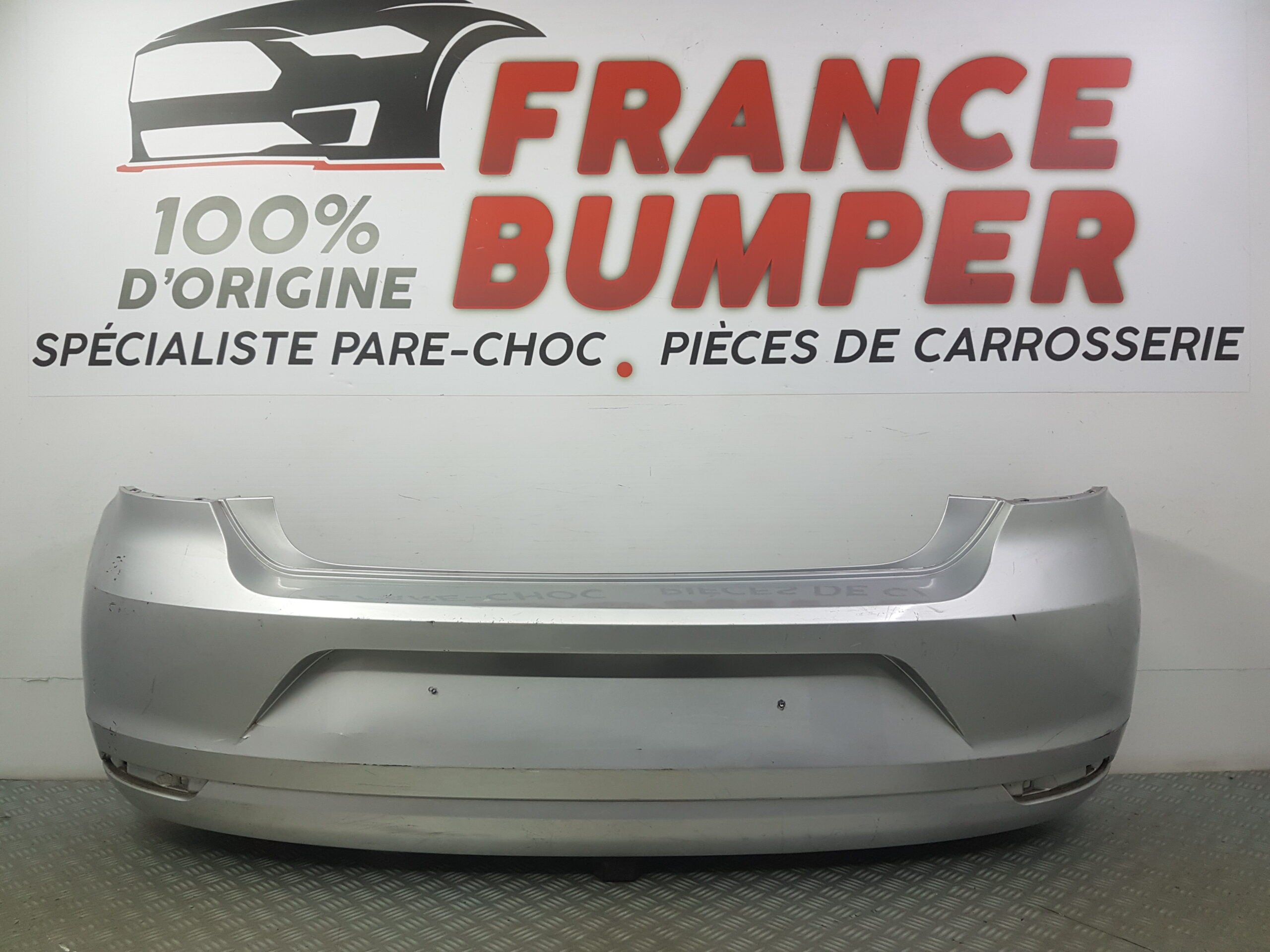 PARE CHOC ARRIERE VOLKSWAGEN POLO 5 PHASE 2***.