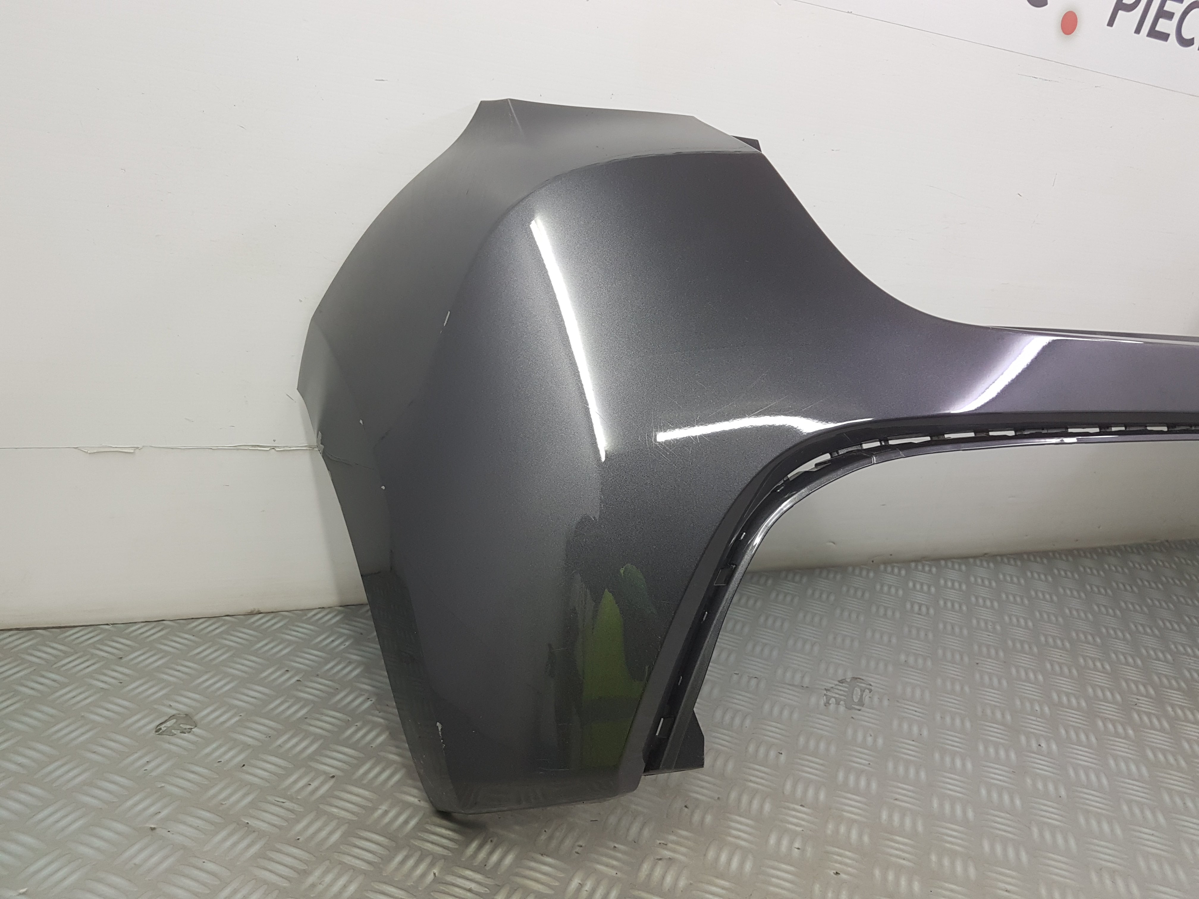 PARE CHOC ARRIERE TOYOTA YARIS IV / MAZDA 2 IV.