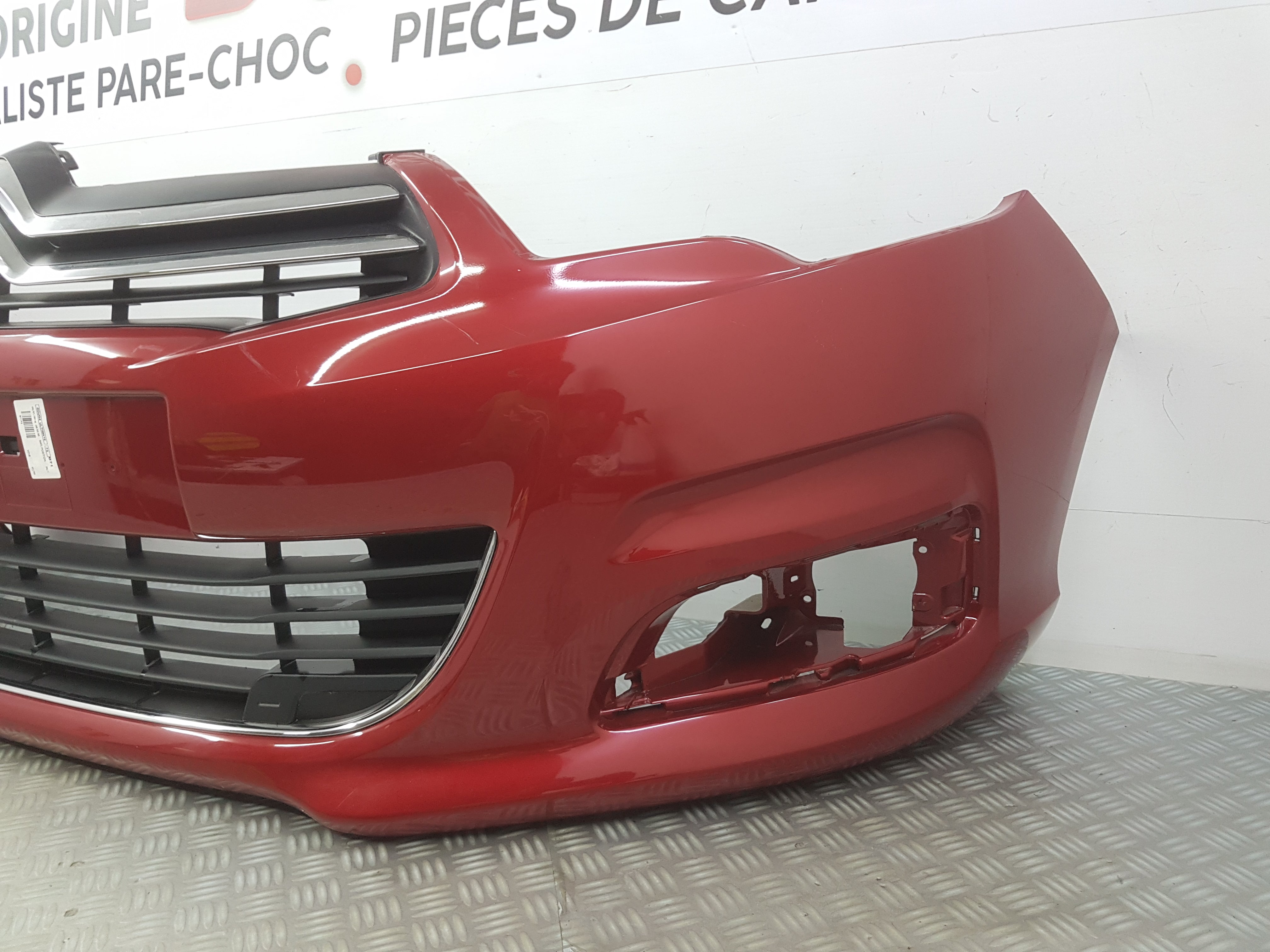 PARE CHOC AVANT CITROEN C4 2 NEUF.