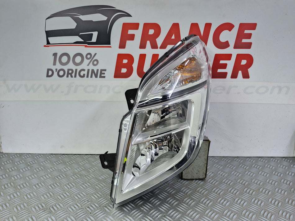 Phare avant gauche Nissan nv400