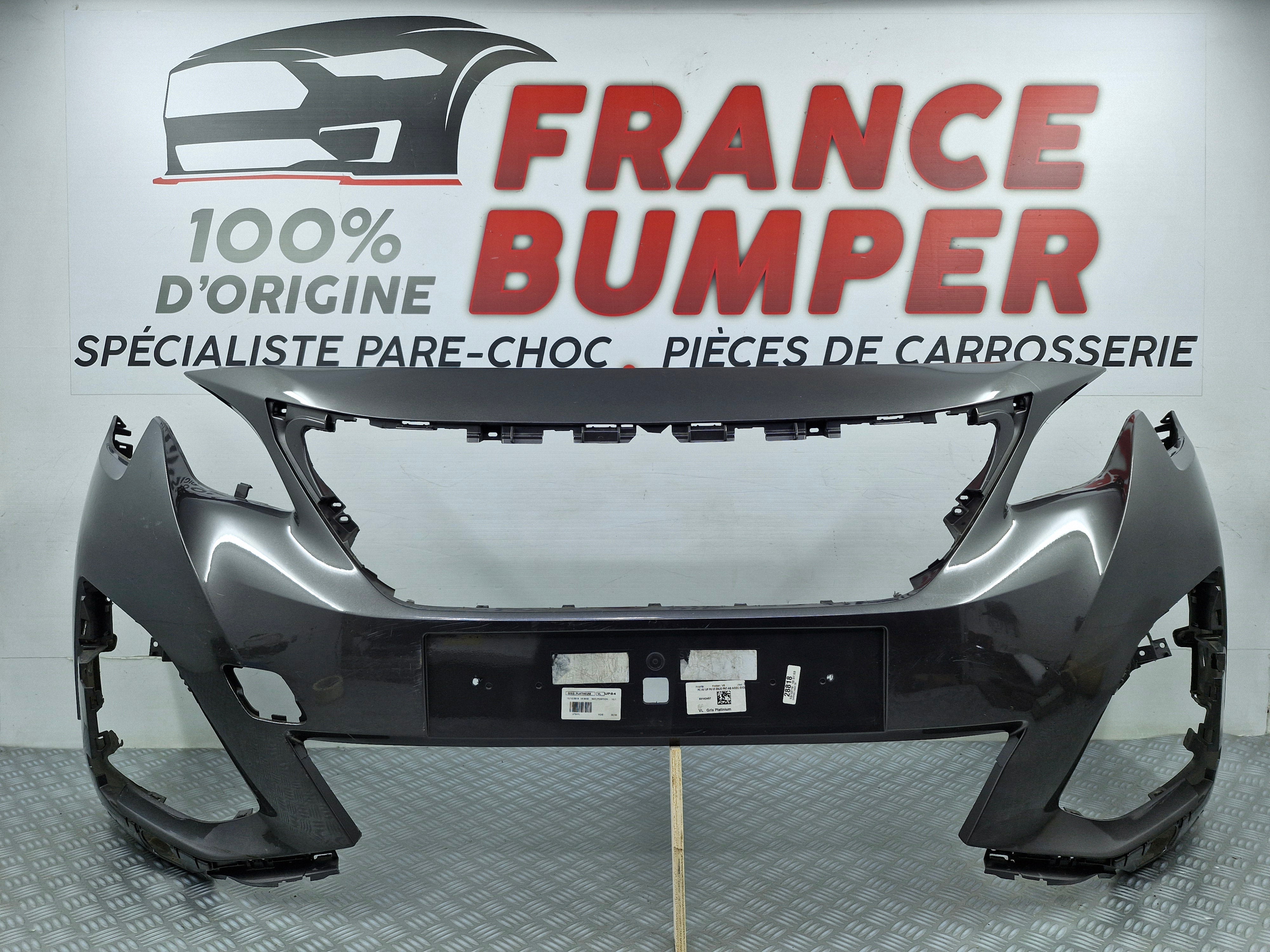 Pare-choc avant Peugeot 3008 5008 II GT Line 2016 avec Park Assist d’origine sv559
