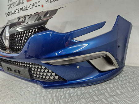 Pare-choc avant Renault Mégane 4 GT Line avec feux jour – France Bumper FBMEGGT03

