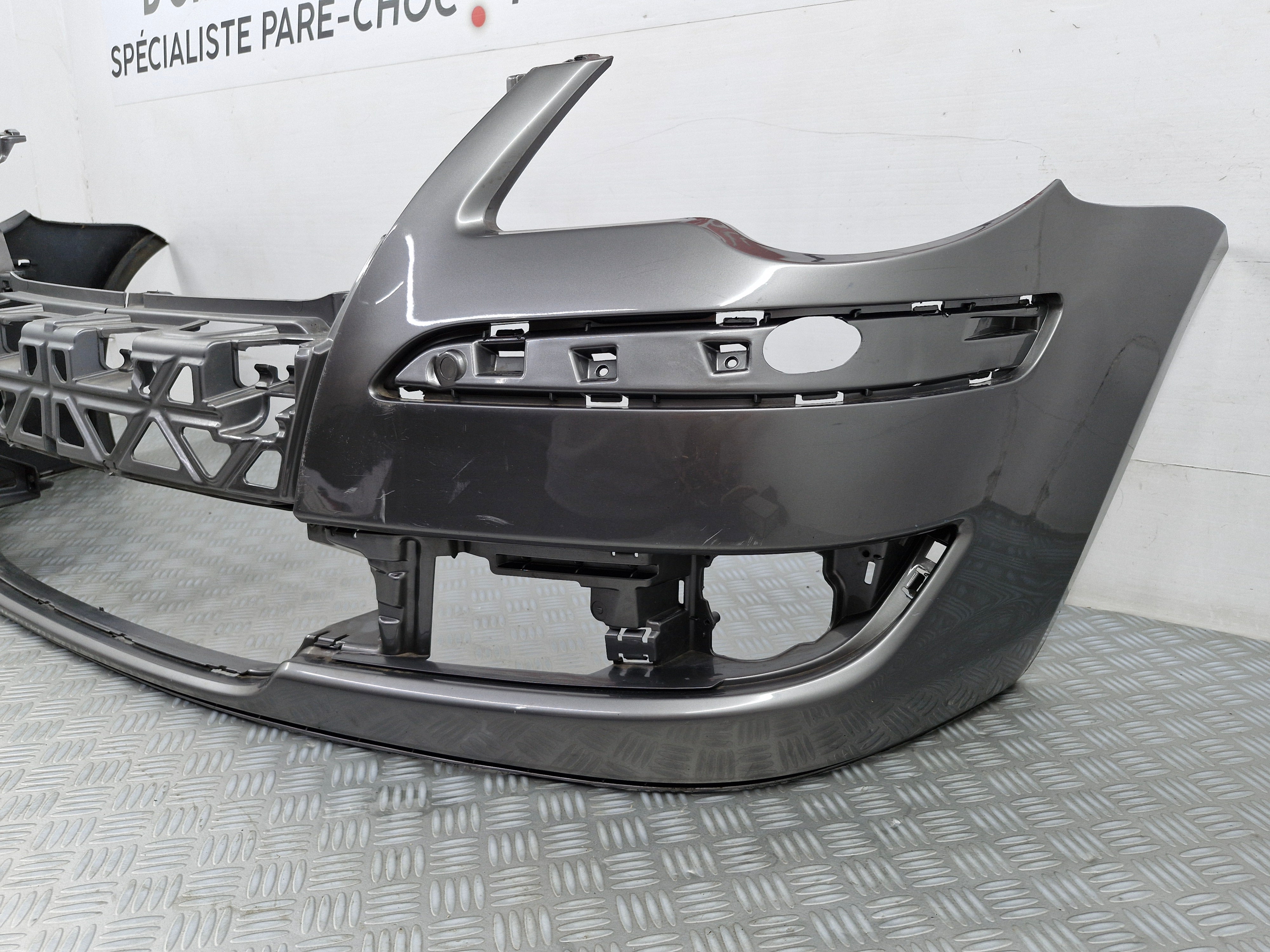 Pare-choc avant Volkswagen Touran I Phase 2 – occasion d’origine vt1p2a3