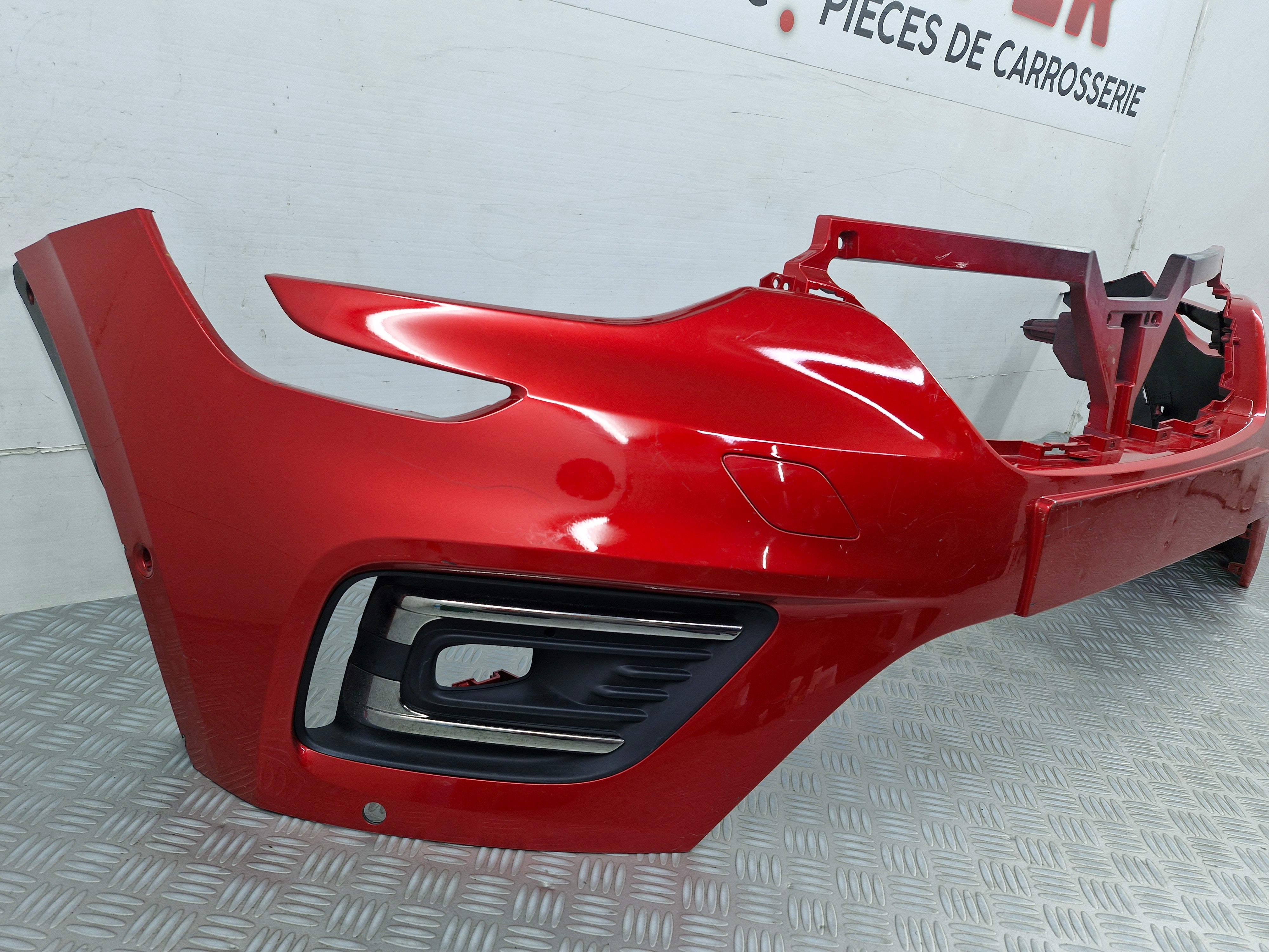 Pare-choc avant Renault Arkana 2021 avec radars et Park Assist sv082