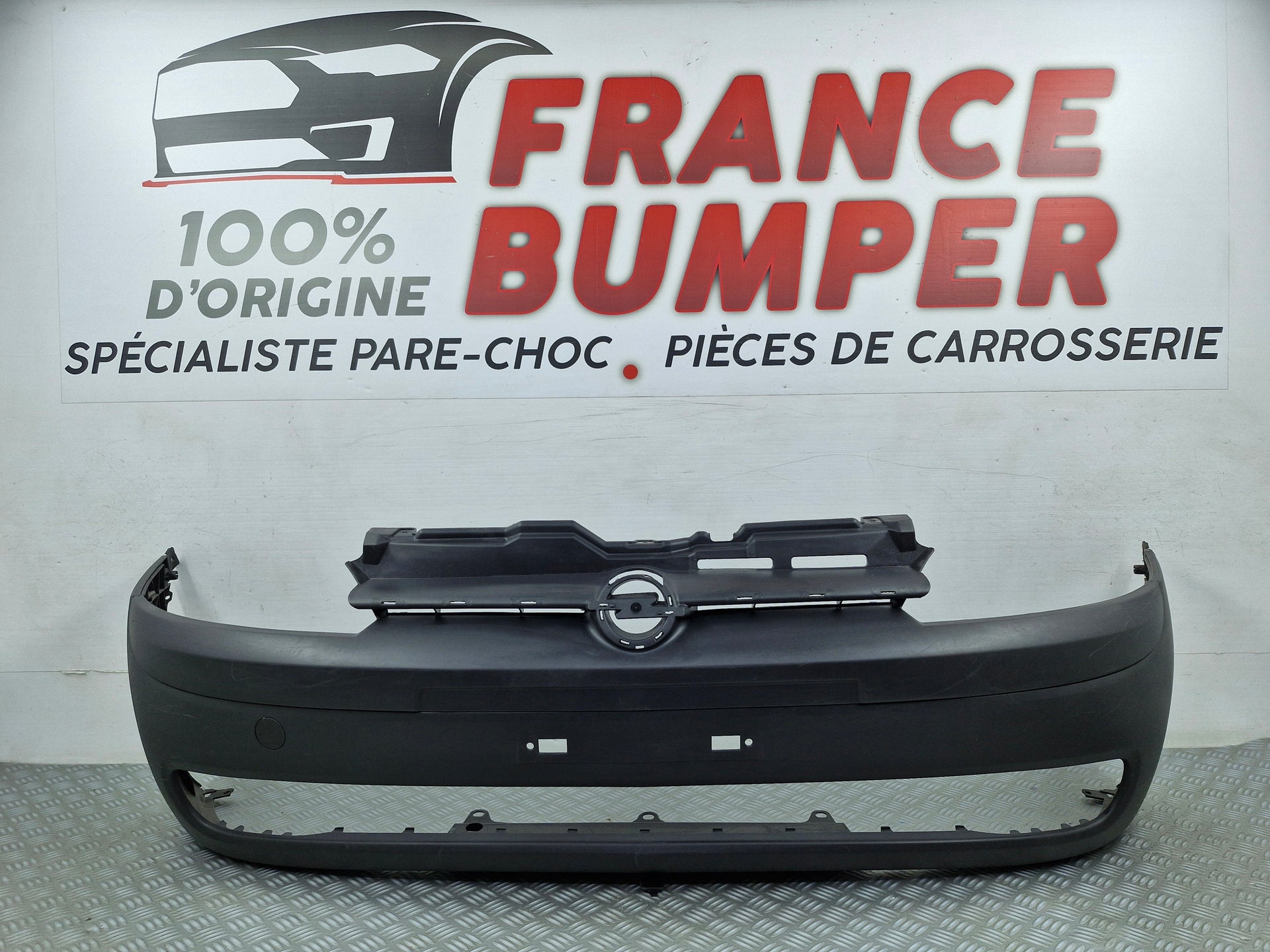 Pare-choc Avant Opel Corsa A Phase 2 – Gris – Réf 90321240 – Occasion
