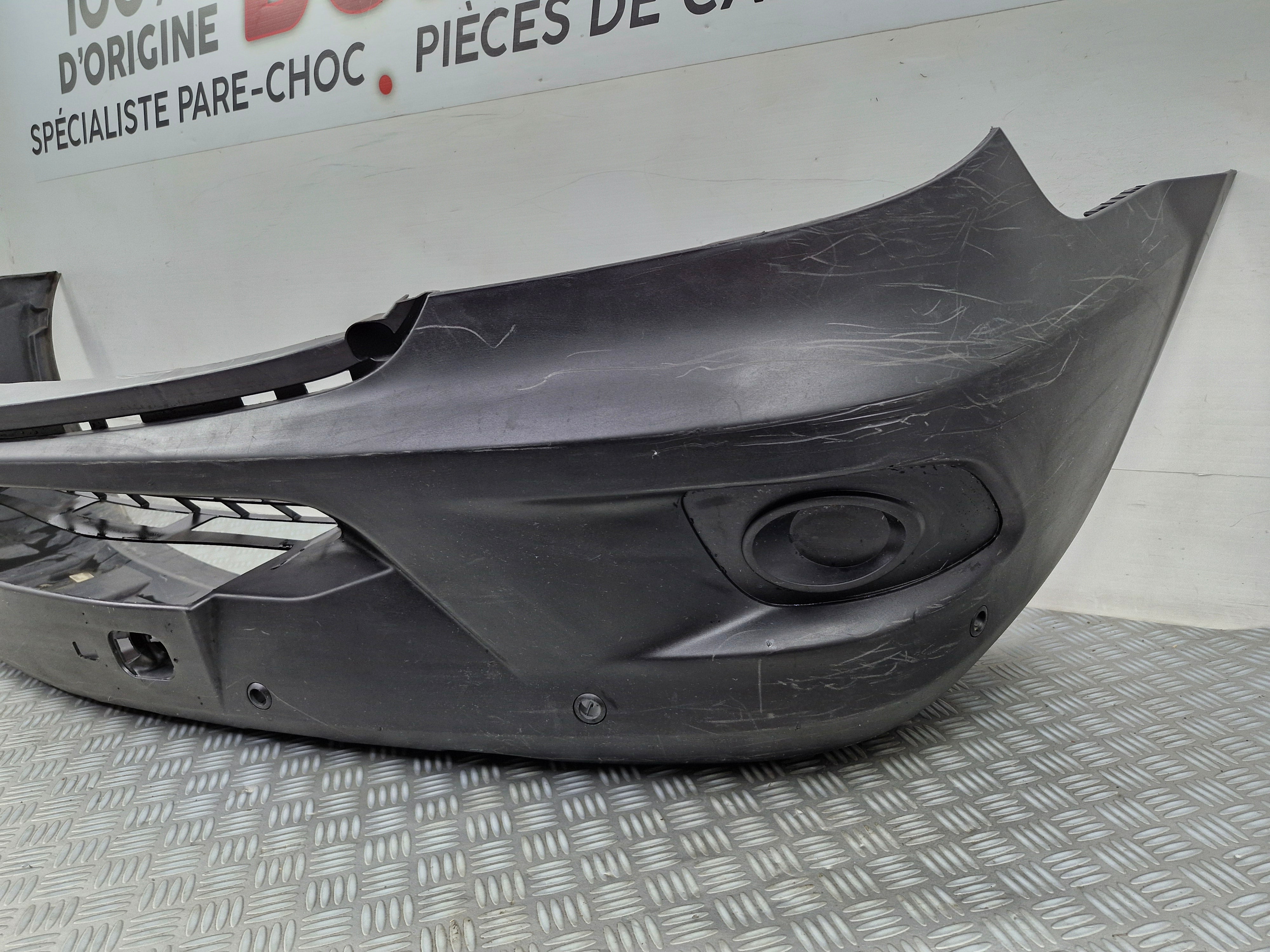 Pare-choc avant Mercedes Sprinter II 2006-2019 avec radars d’origine sv1833