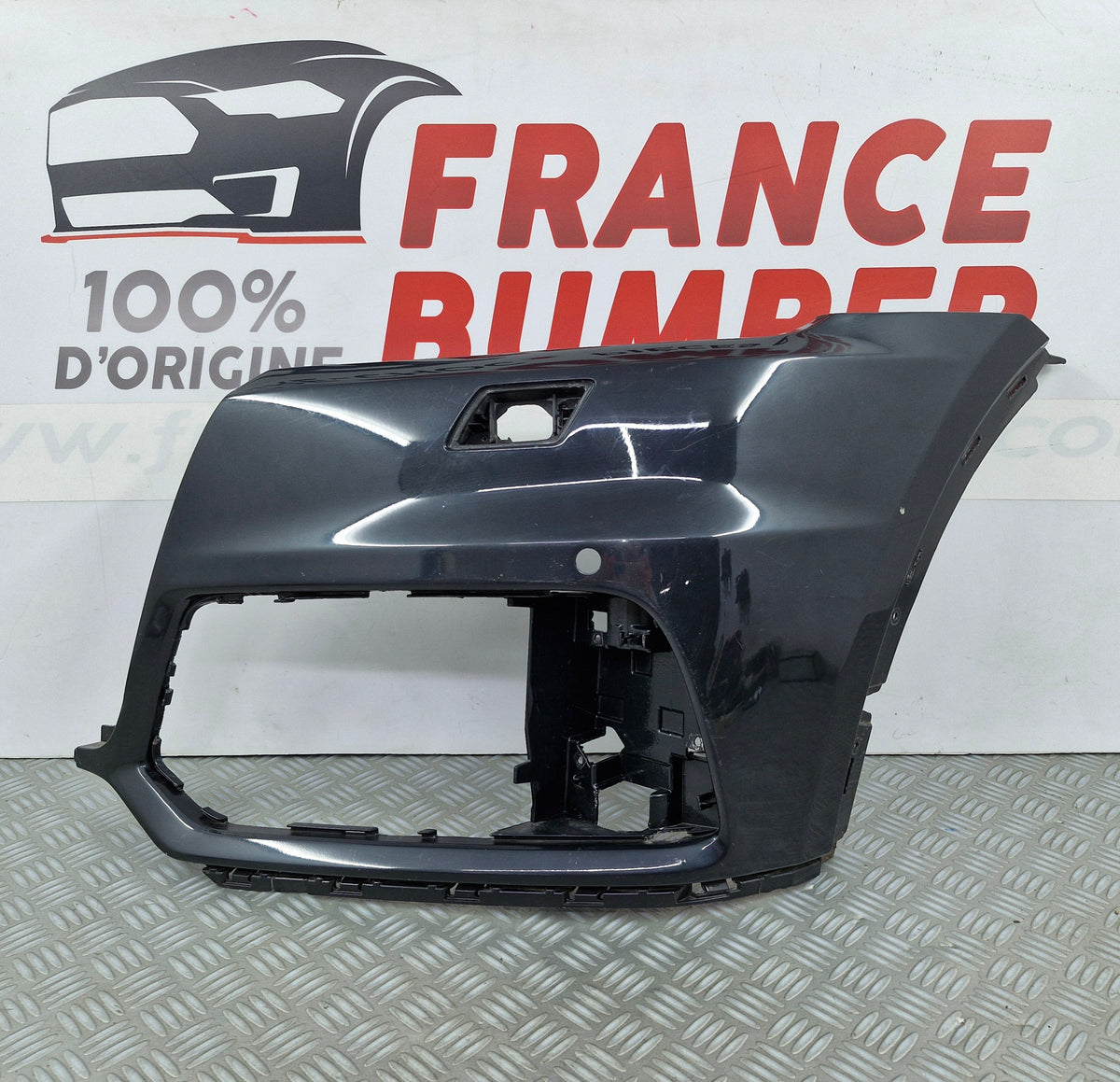 Demi pare-choc avant gauche Audi Q5 II FY Phase 1 2016 avec radars d’origine sv2351