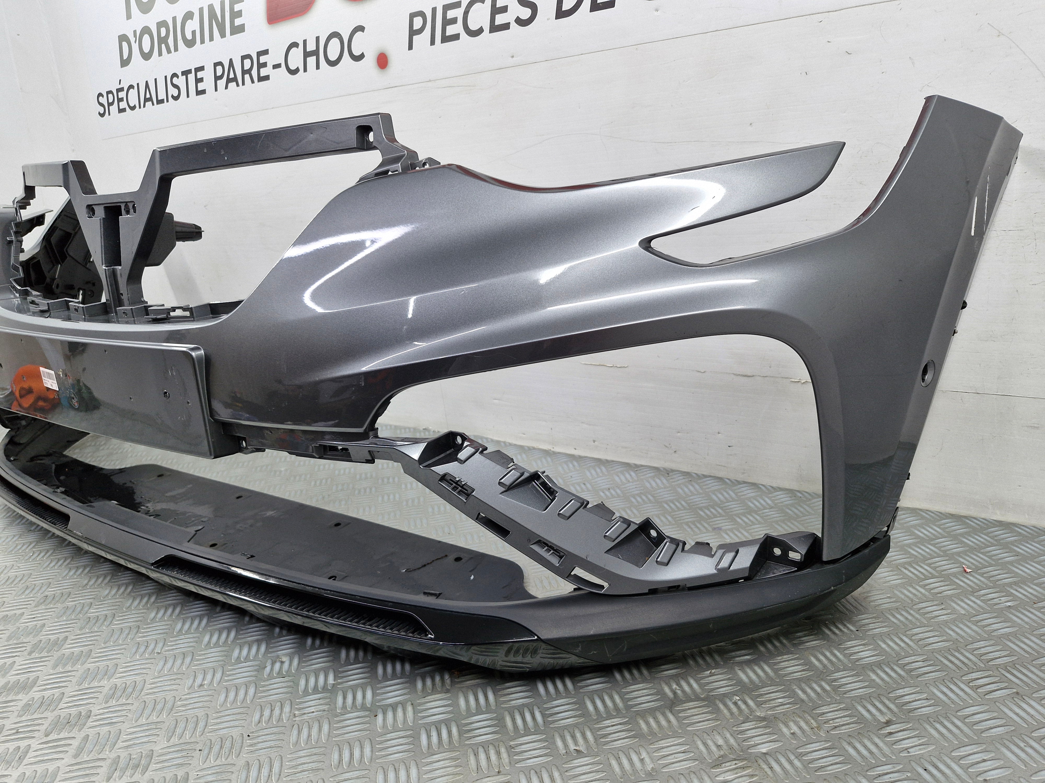 Pare-choc avant Renault Arkana RS-Line 2021 avec Park Assist d’origine sv3043