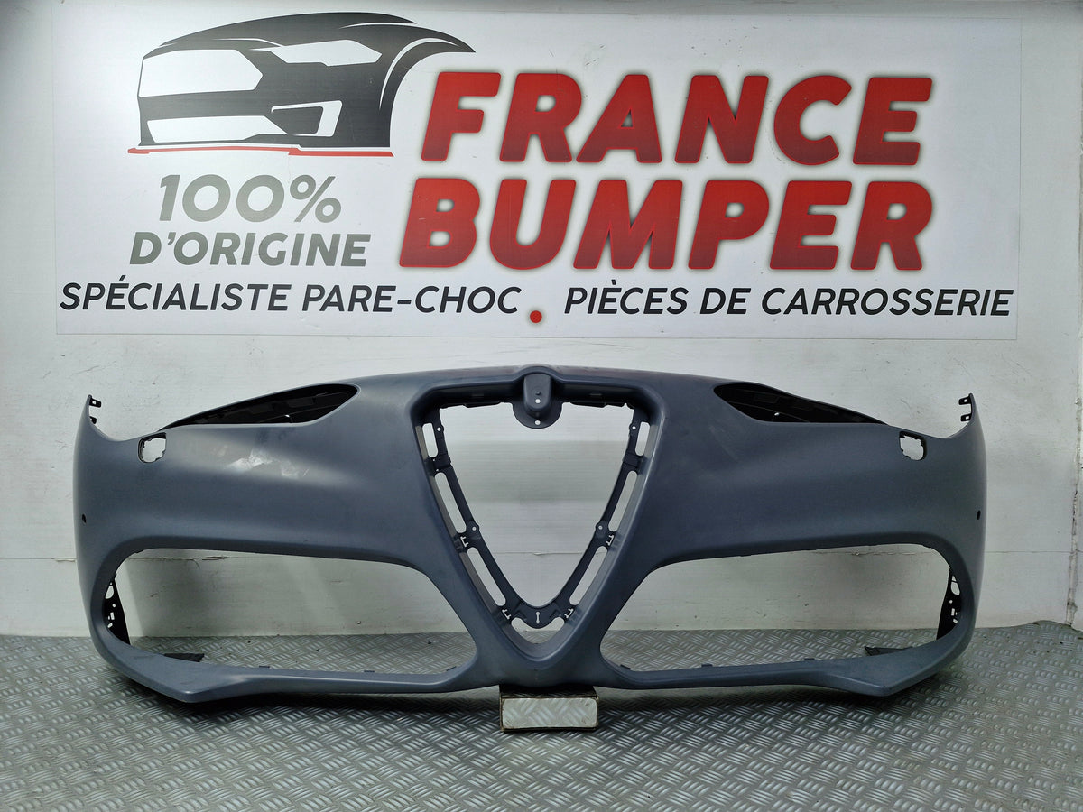 Pare-choc avant Alfa Romeo Stelvio 02/2017 neuf à peindre avec lave-phares sv472