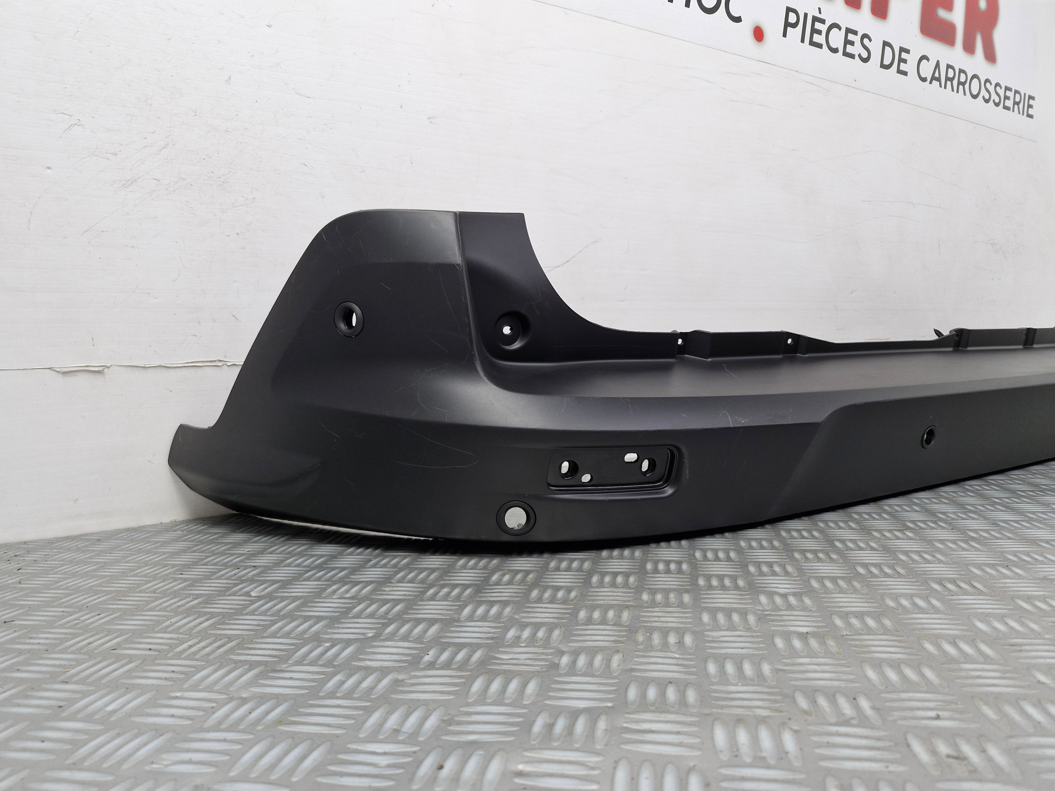 Pare-choc arrière Ford Transit Connect 2013 avec radars d’origine sv5013