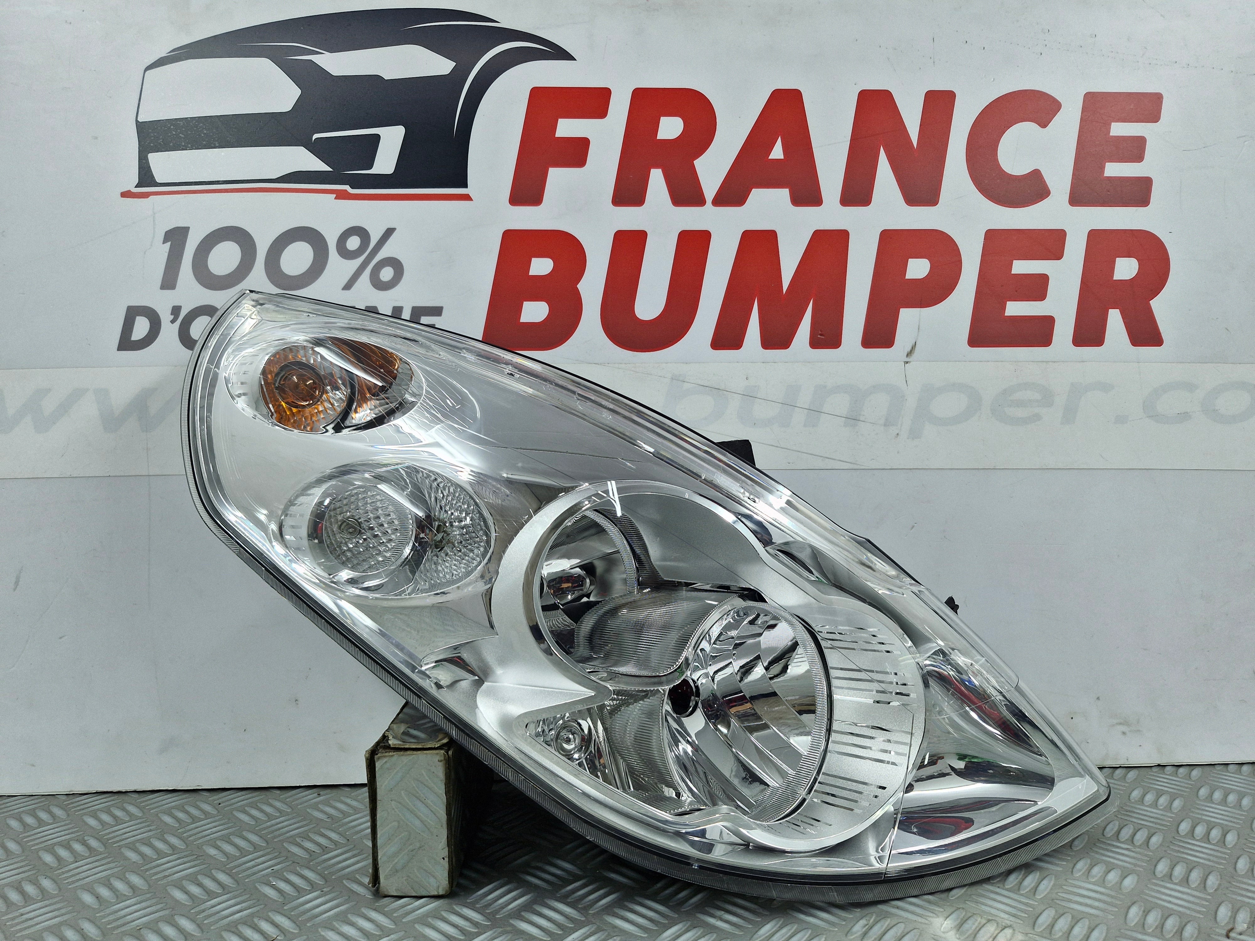 Phare avant droit Renault Master III 2010 d’origine France Bumper sv776