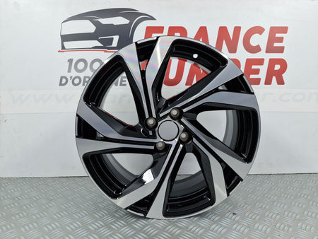 france-bumper-jante-alu-17-renault-clio5-rsline-2019-unite