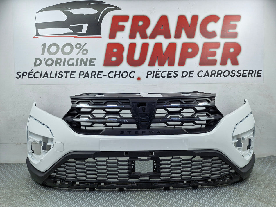 Černý přední nárazník Dacia Sandero III Stepway (od 09/2020) – Originální použitý díl (Kopie)