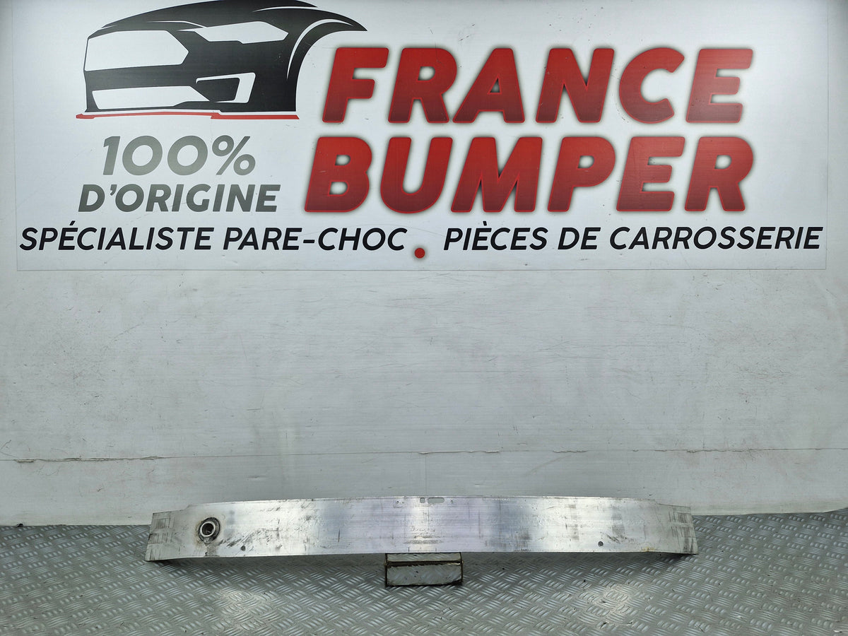 Renfort pare-choc avant Mercedes Classe A W177 référence A1776202800 FB743