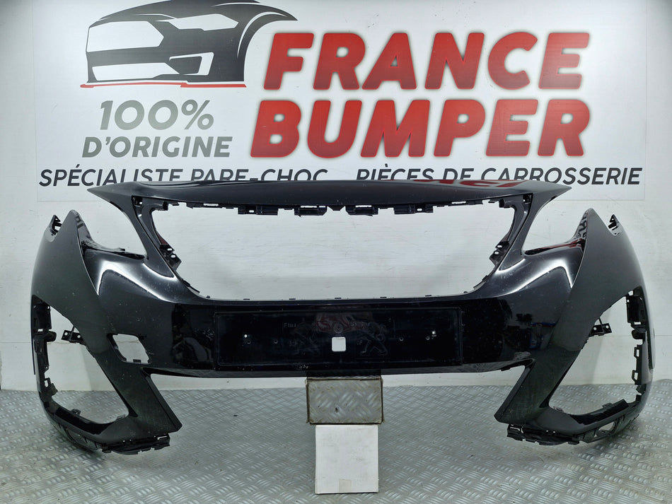 Etupuskuri Peugeot 3008 / 5008 II Vaihe 1 GT / GT-Line (vuodesta 2016) – Alkuperäinen käytetty osa tutkien kanssa
