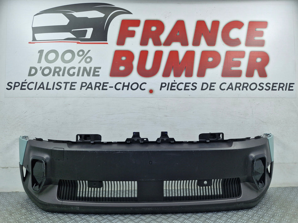 France Bumper Pare-choc avant Renault 4 (R4) avec emplacement radars occasion d'origine FB772