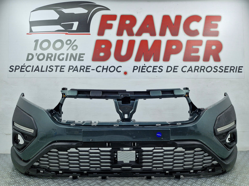 Pare choc avant  Dacia Sandero III Stepway radar Park Assistance occasion d'origine France Bumper