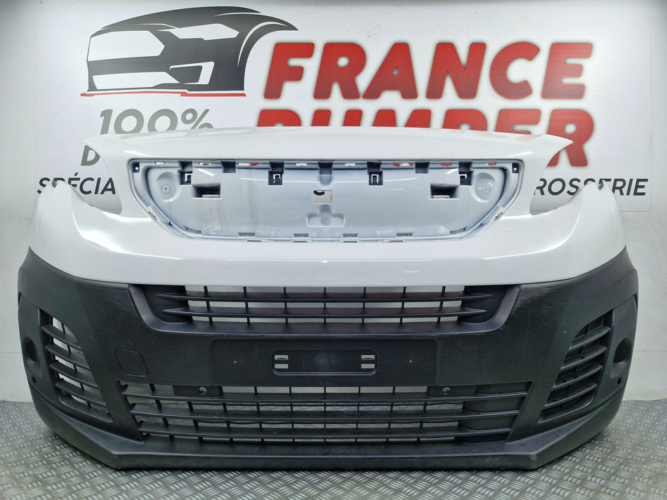 Para-choques dianteiro usado original para Citroën Berlingo 3 Utilitário (a partir de 05/2018) – Com local para radar