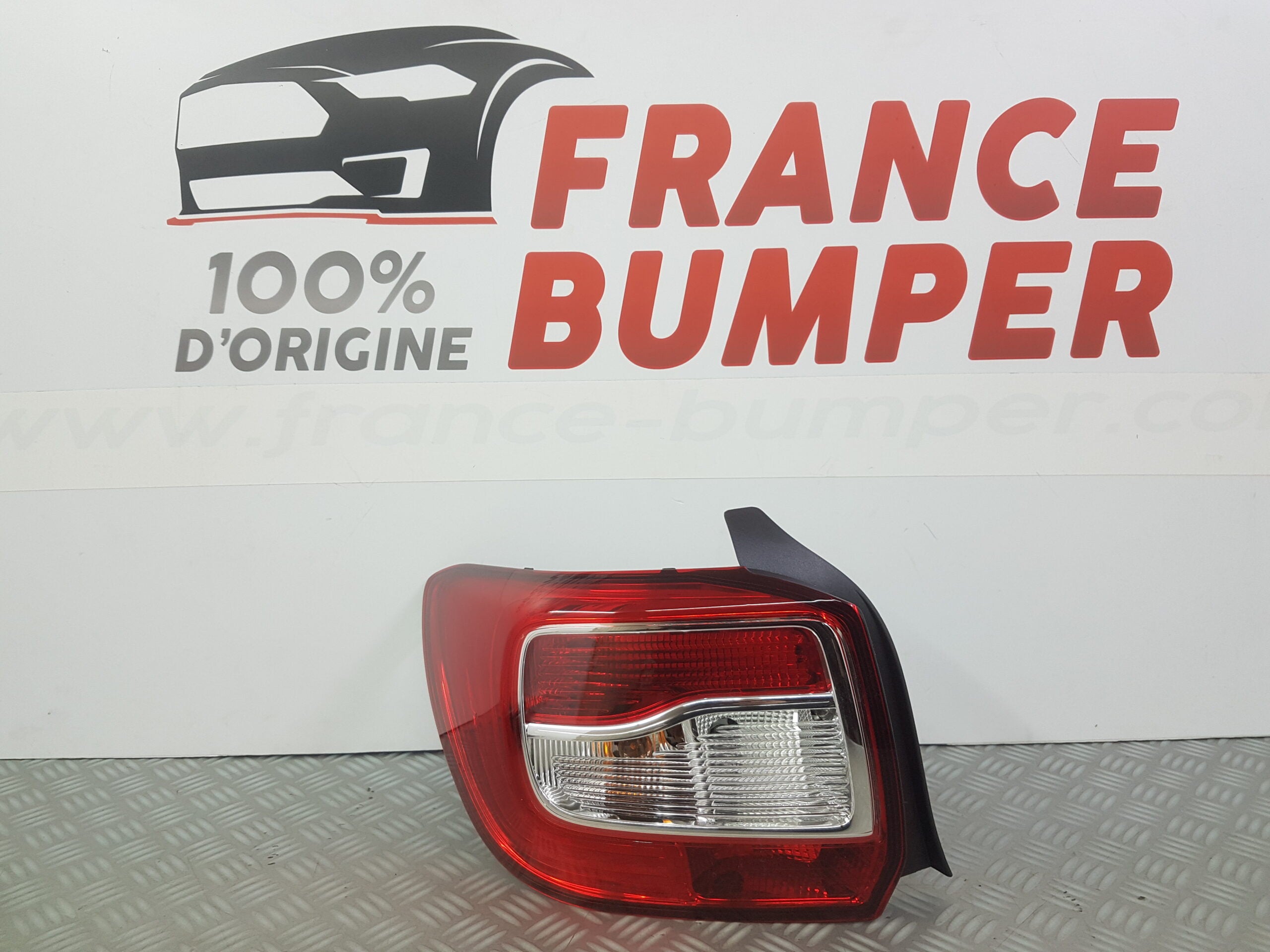 FEUX ARRIERE G DACIA LOGAN II NEUF FRANCE BUMPER