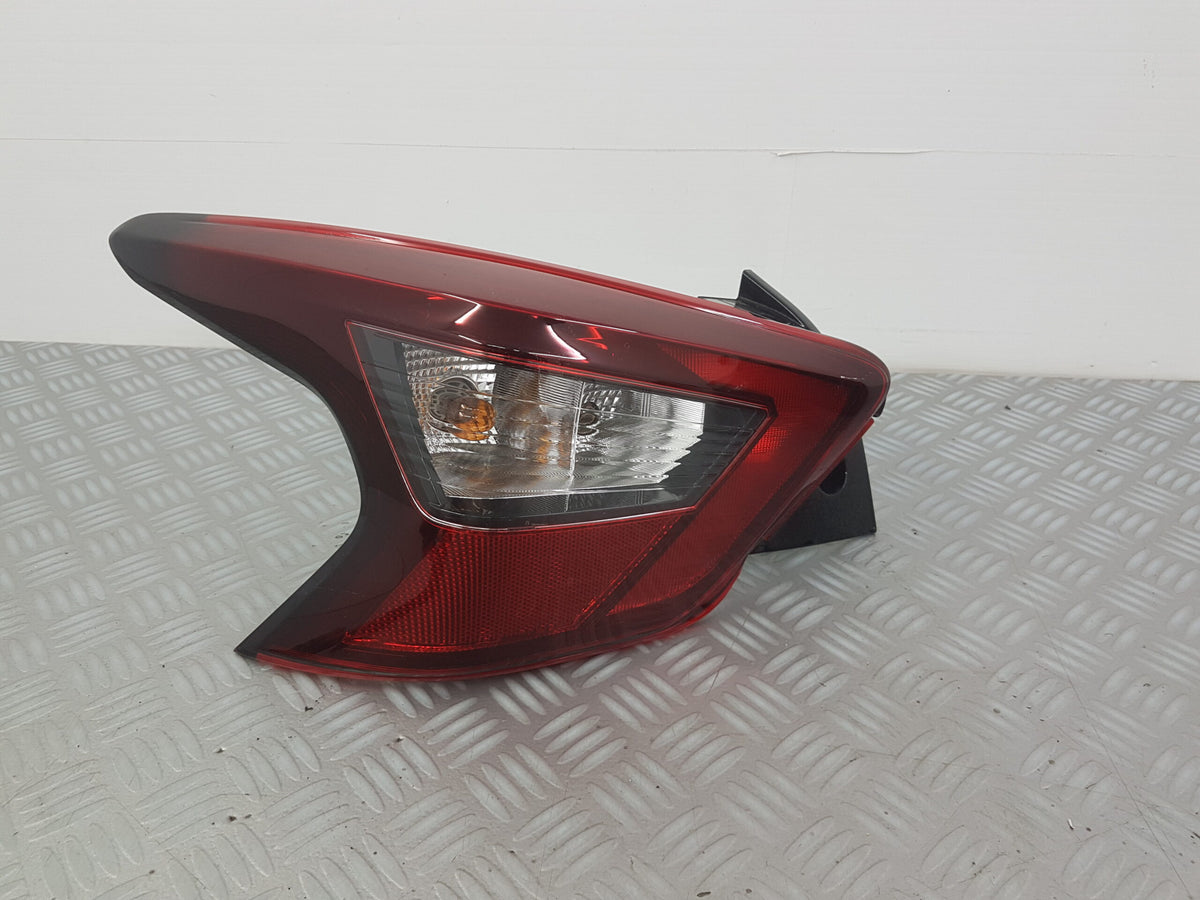 FEUX ARRIERE G NISSAN MICRA V FRANCE BUMPER