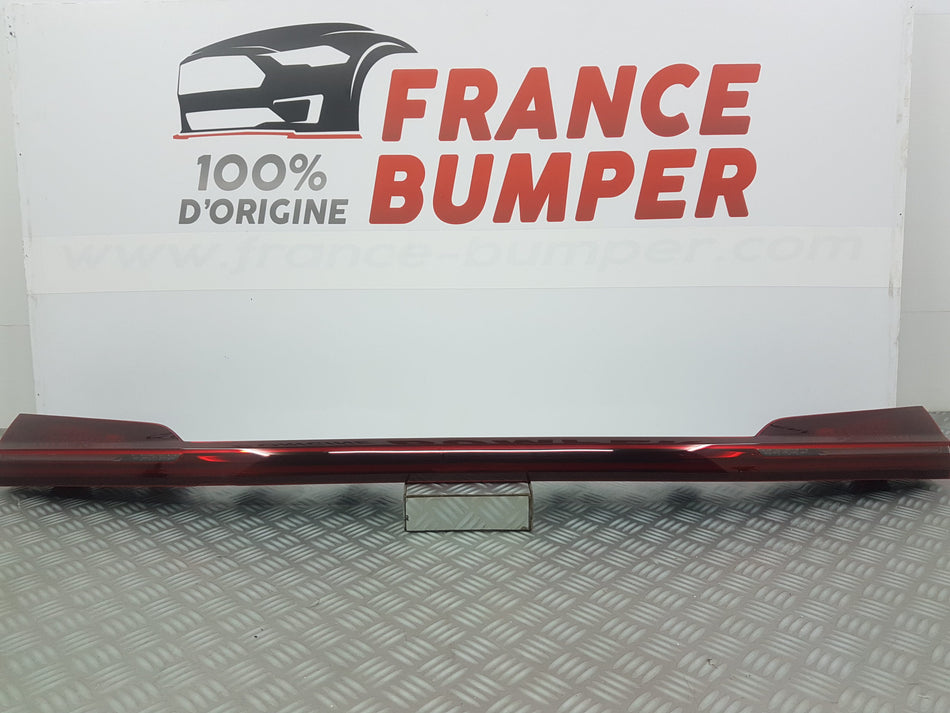 FEUX ARRIERE RIERES AUDI E-TRON FRANCE BUMPER