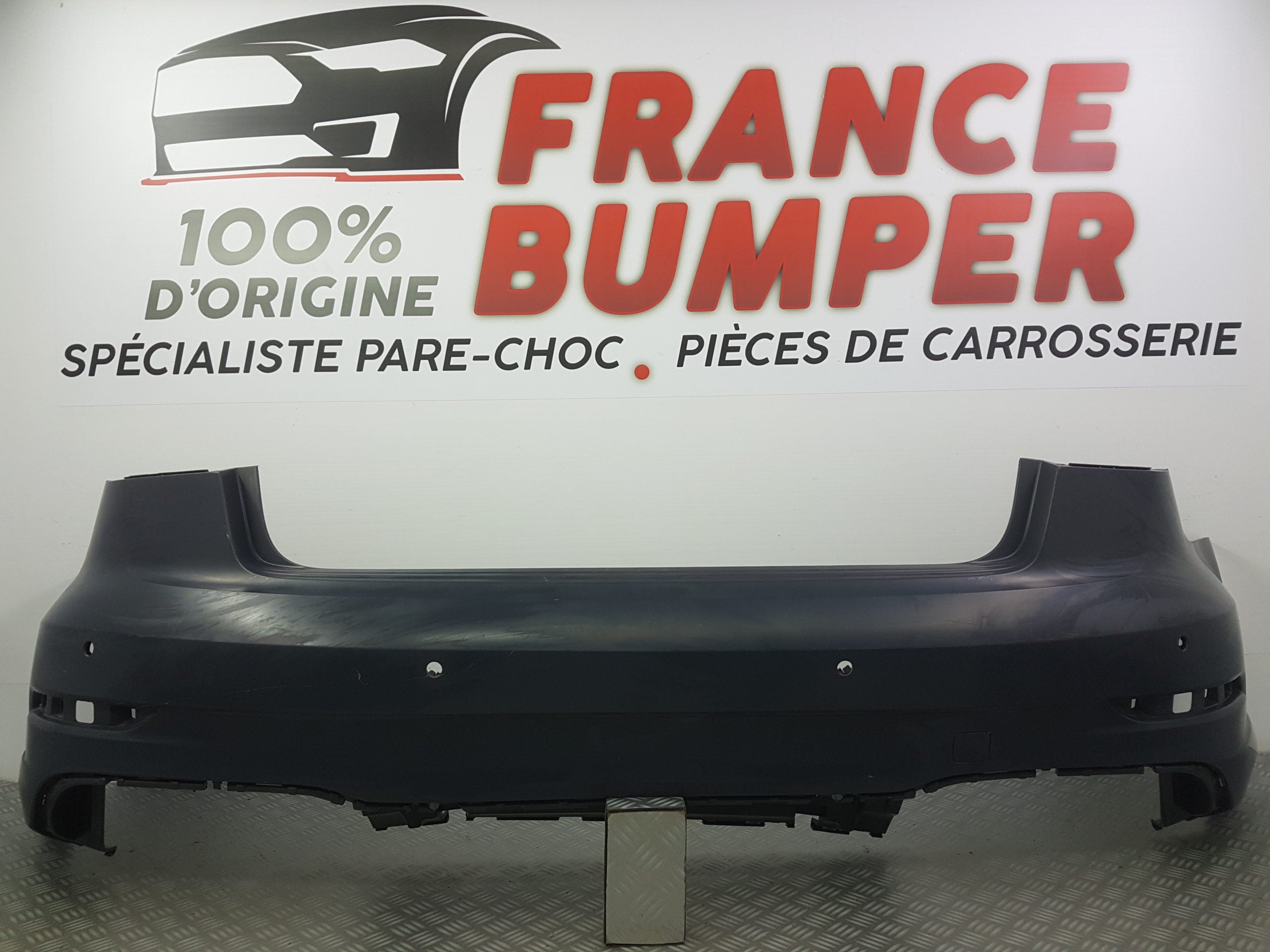 PARE CHOC ARRIERE AUDI A3 III (8V) PH2 S-LINE (limousine) FRANCE BUMPER