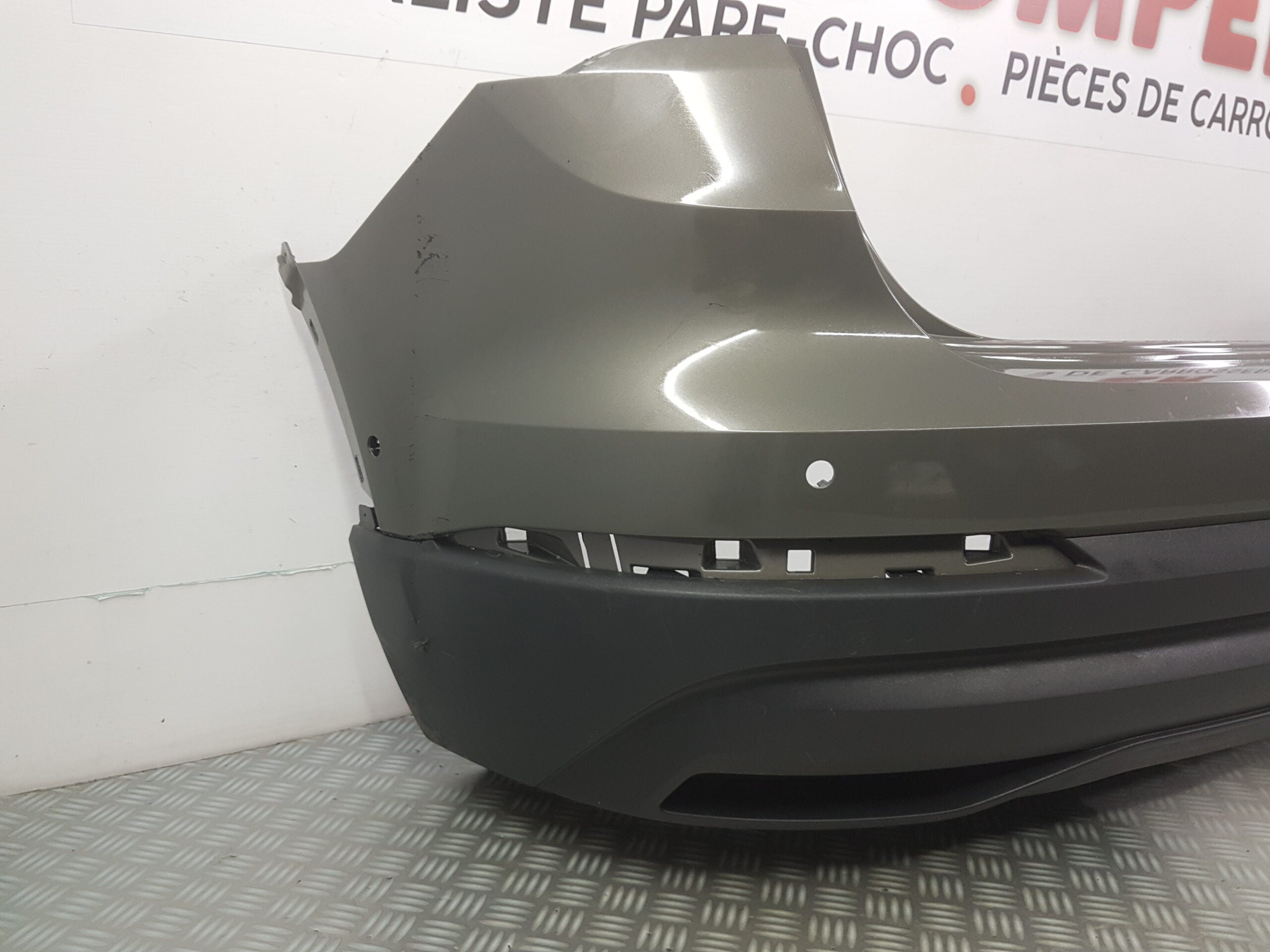 PARE CHOC ARRIERE AUDI Q3 II (F3) *** FRANCE BUMPER