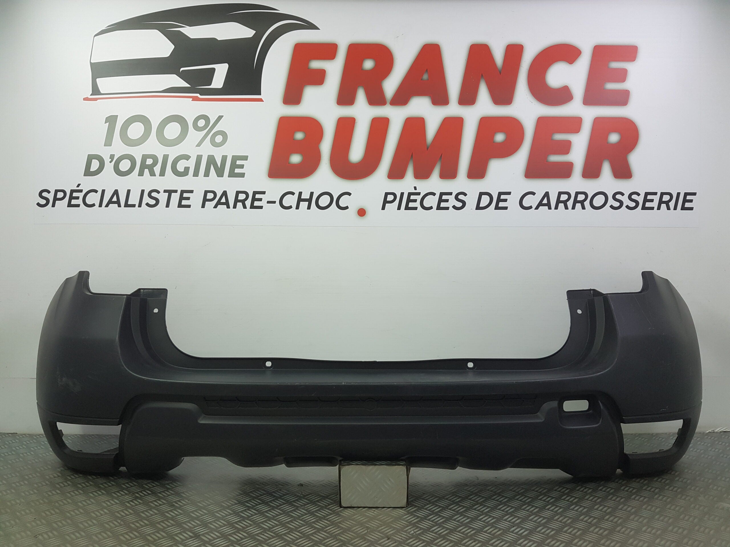 PARE CHOC ARRIERE DACIA DUSTER I NEUF FRANCE BUMPER