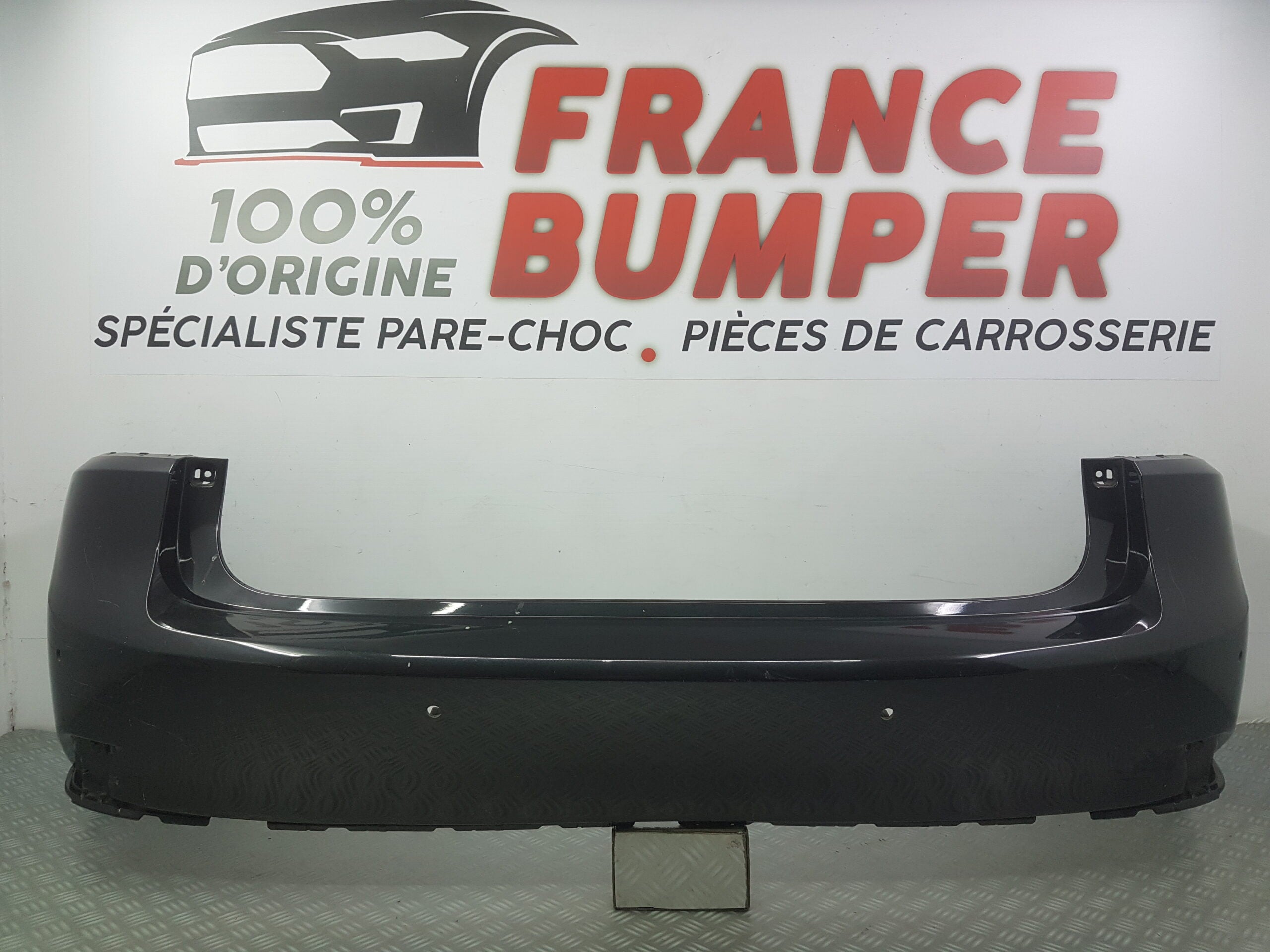 PARE CHOC ARRIERE LEXUS IS 3 III FRANCE BUMPER