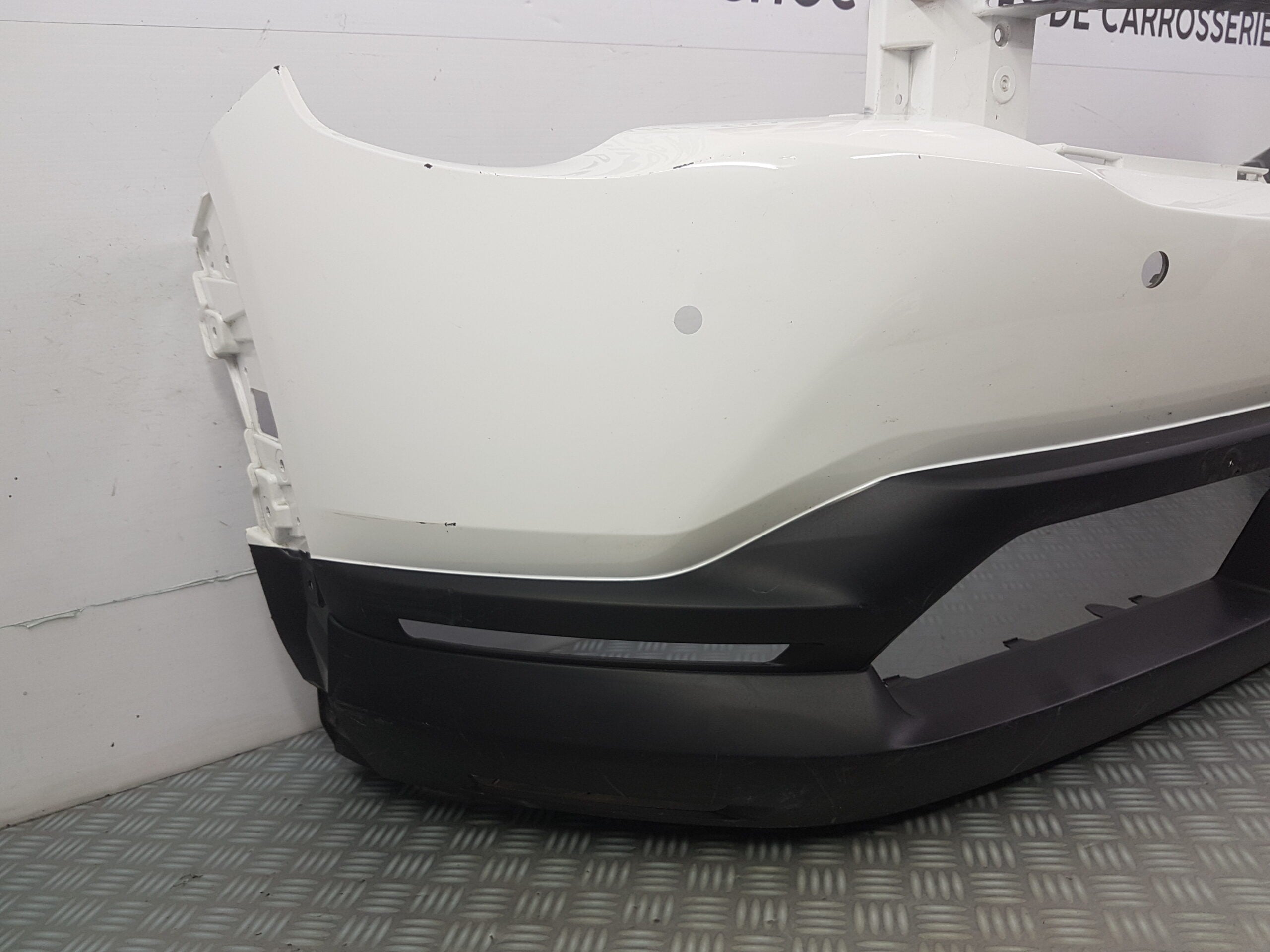 PARE CHOC ARRIERE MAZDA MX30 FRANCE BUMPER