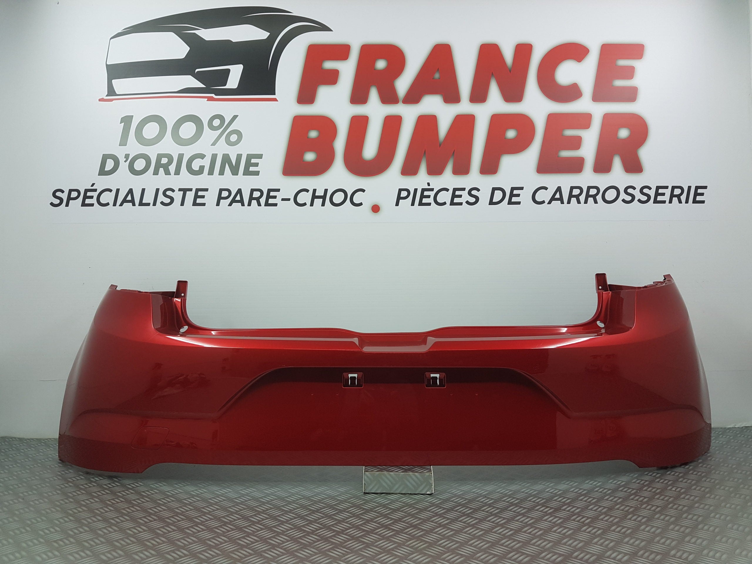 PARE CHOC ARRIERE MEGANE 4 NEUF FRANCE BUMPER