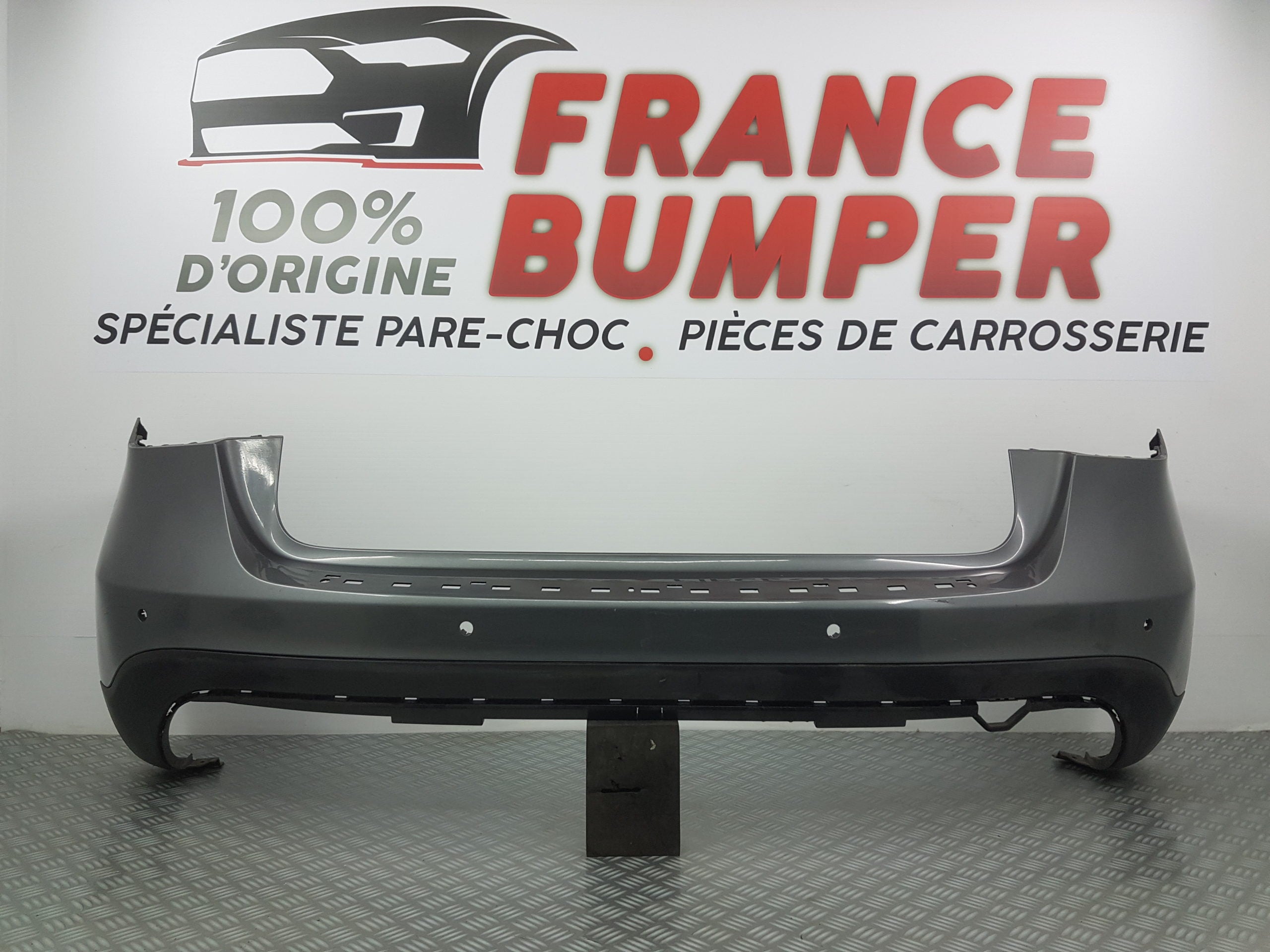 PARE CHOC ARRIERE MERCEDES GLA W156 PH2 FRANCE BUMPER