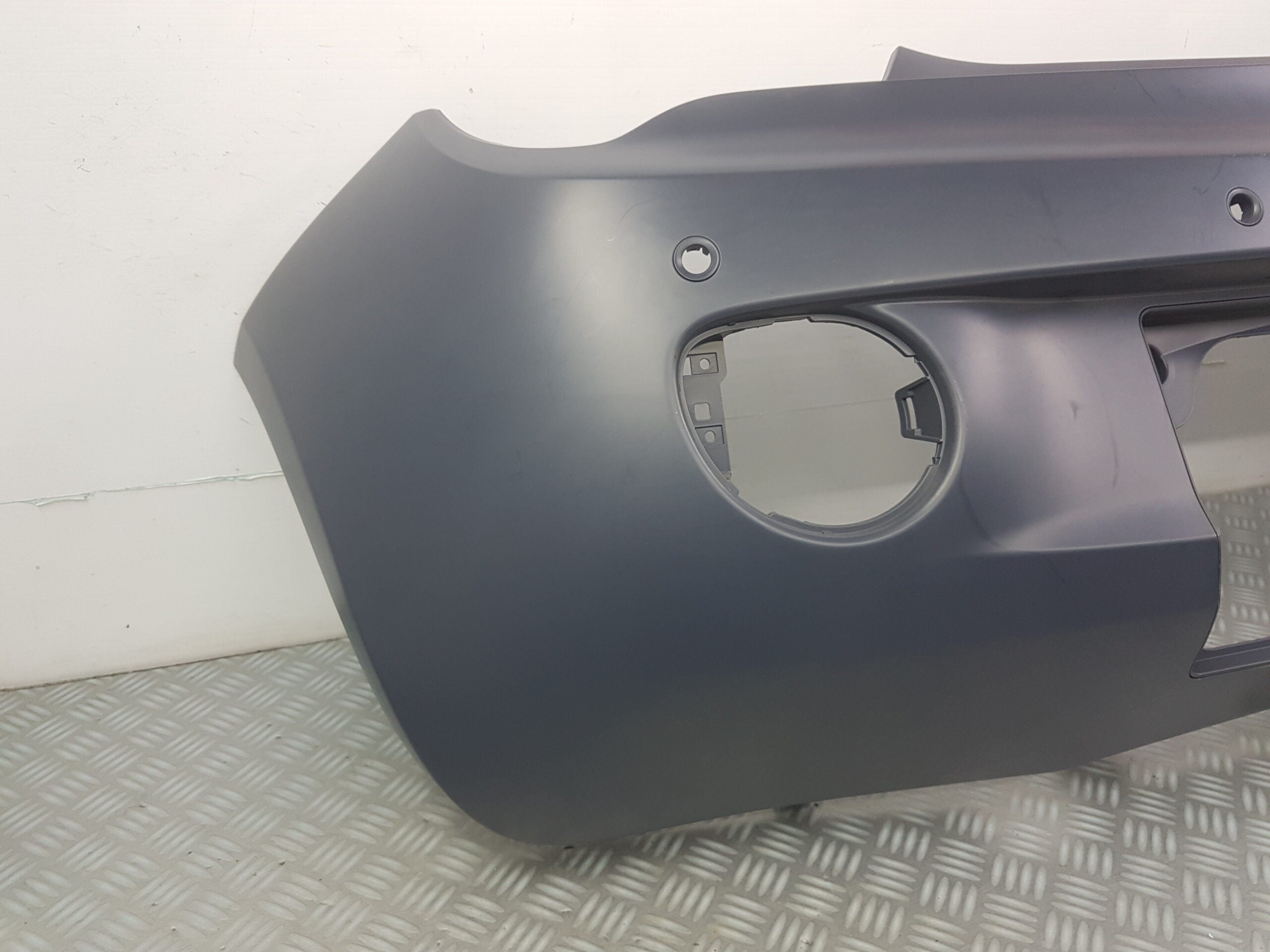 PARE CHOC ARRIERE OPEL ADAM ( PORTEE VELOS ) FRANCE BUMPER