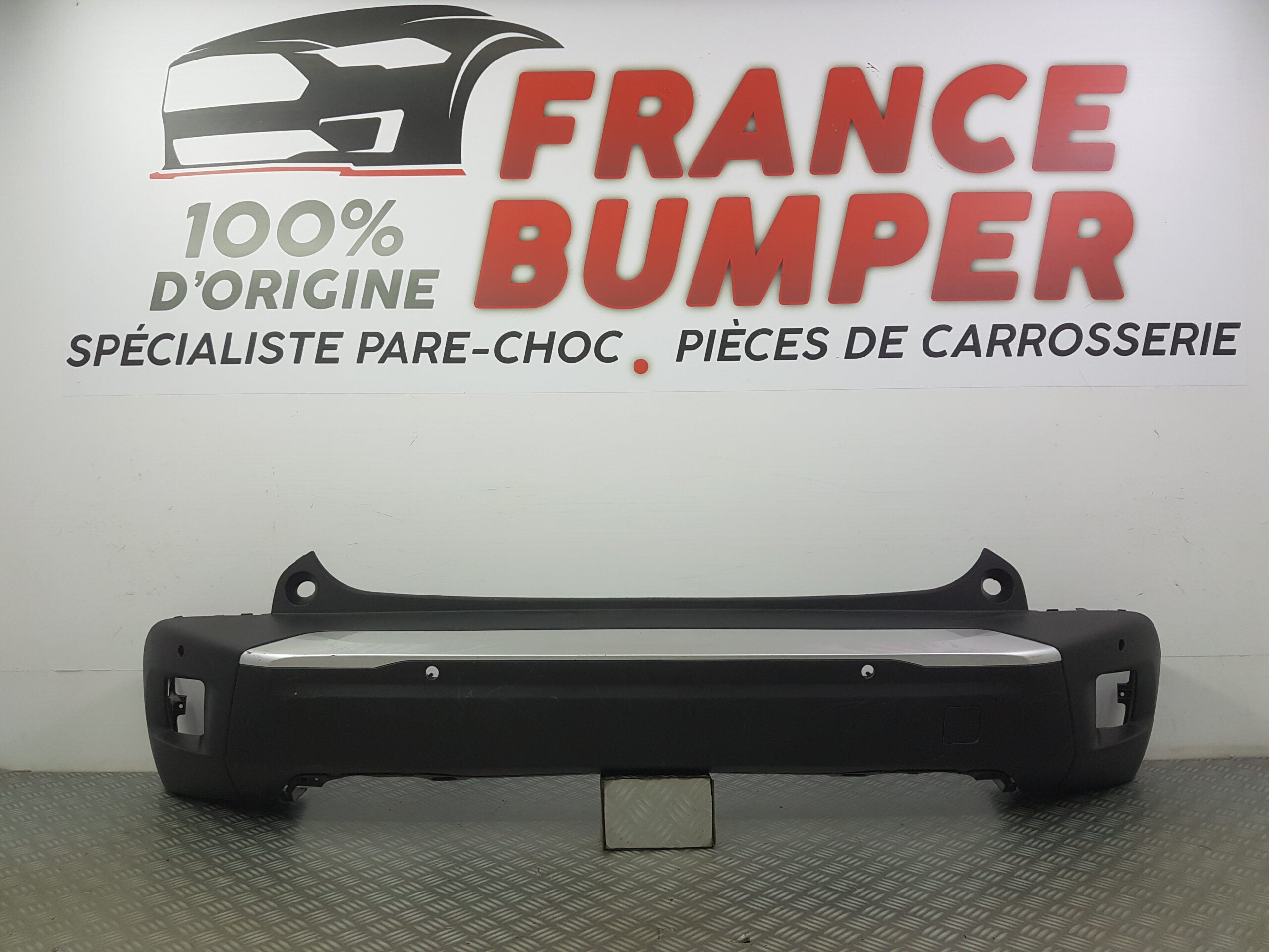 PARE CHOC ARRIERE PEUGEOT 2008 II FRANCE BUMPER