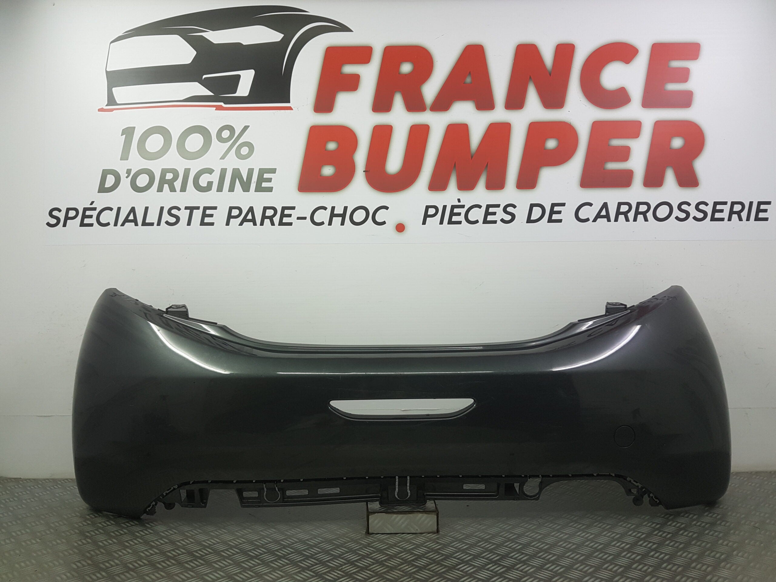 PARE CHOC ARRIERE PEUGEOT 208 I FRANCE BUMPER