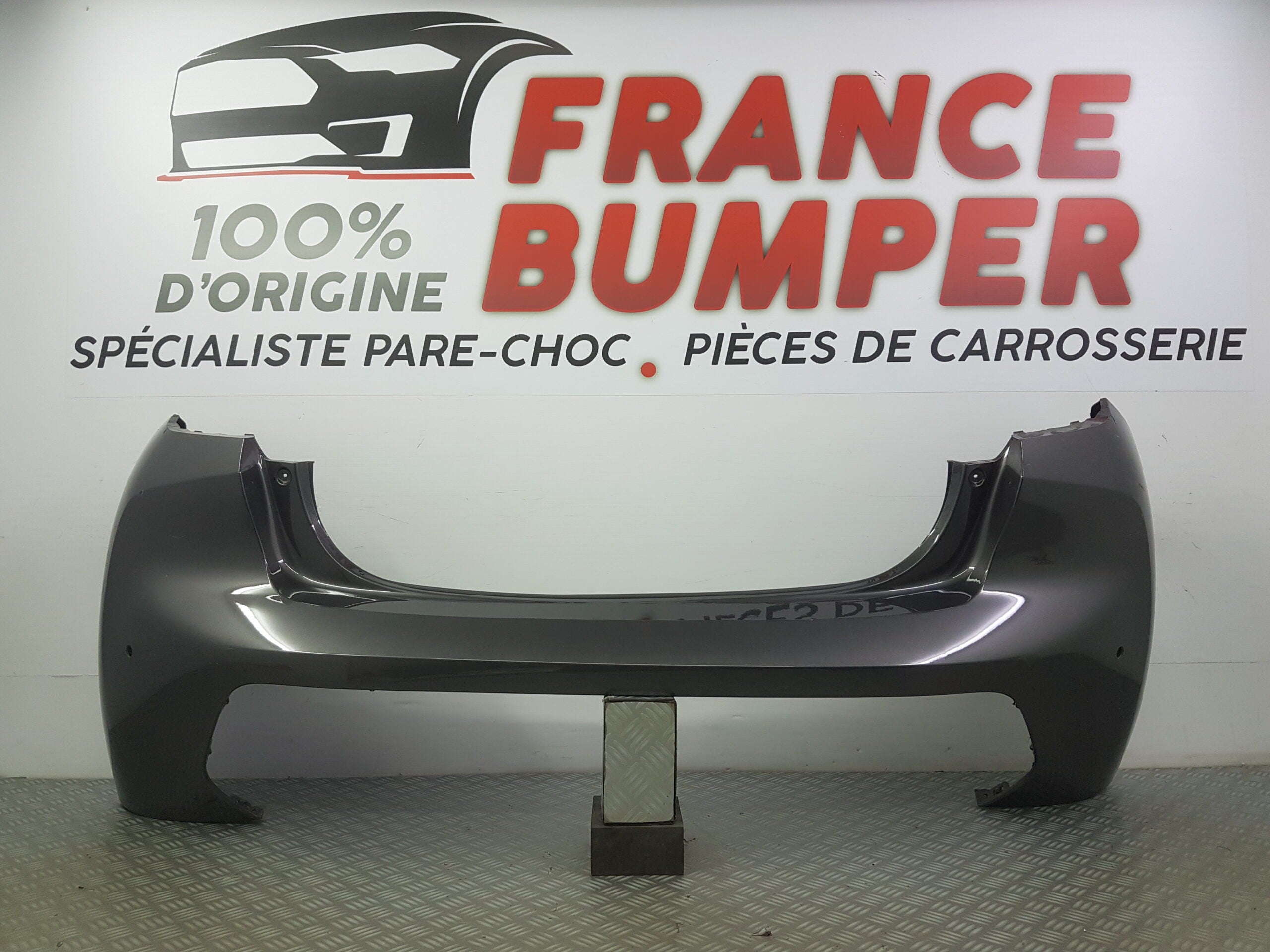 PARE CHOC ARRIERE PEUGEOT 208 II FRANCE BUMPER