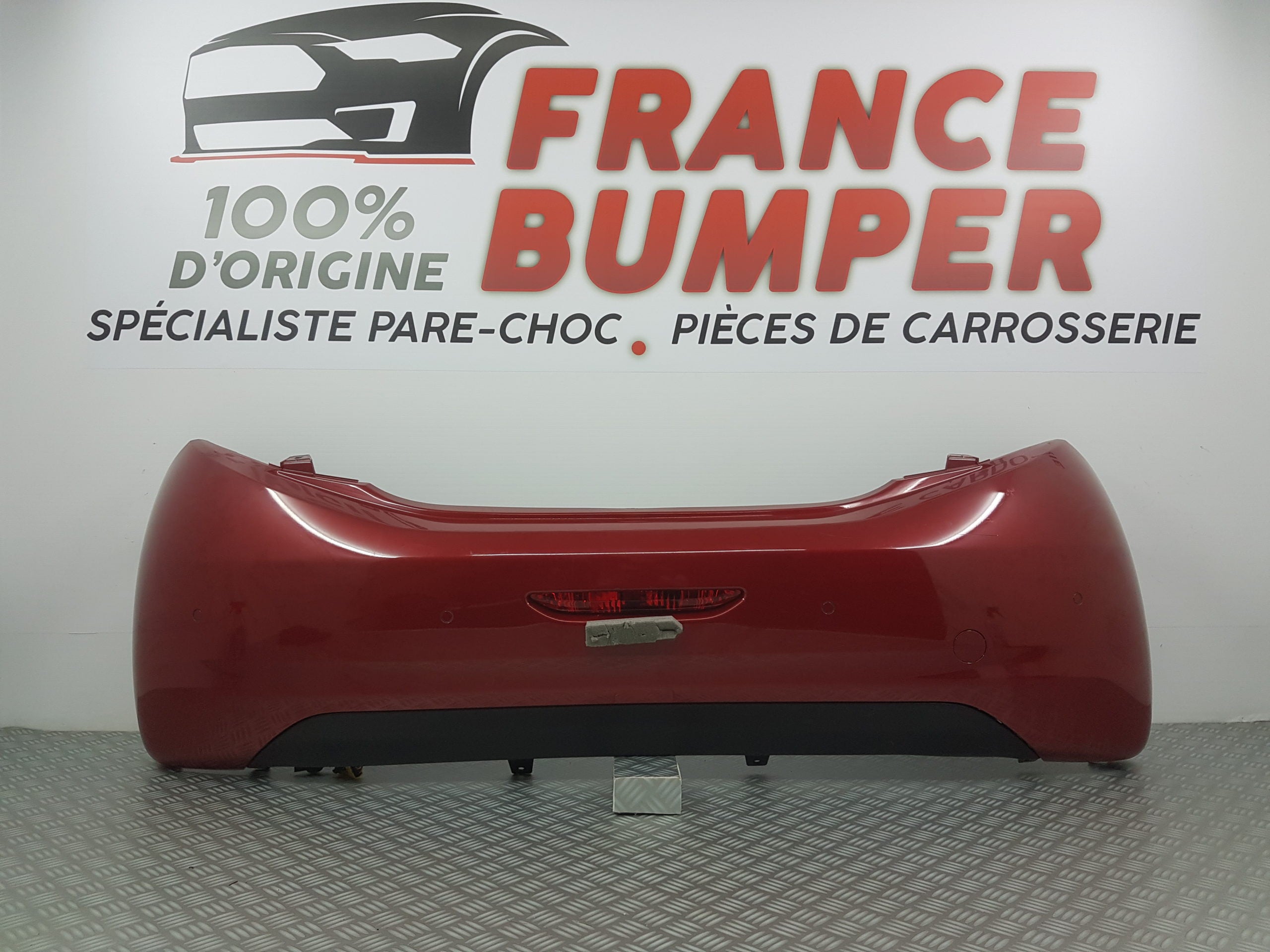 PARE CHOC ARRIERE PEUGEOT 208 NEUF FRANCE BUMPER