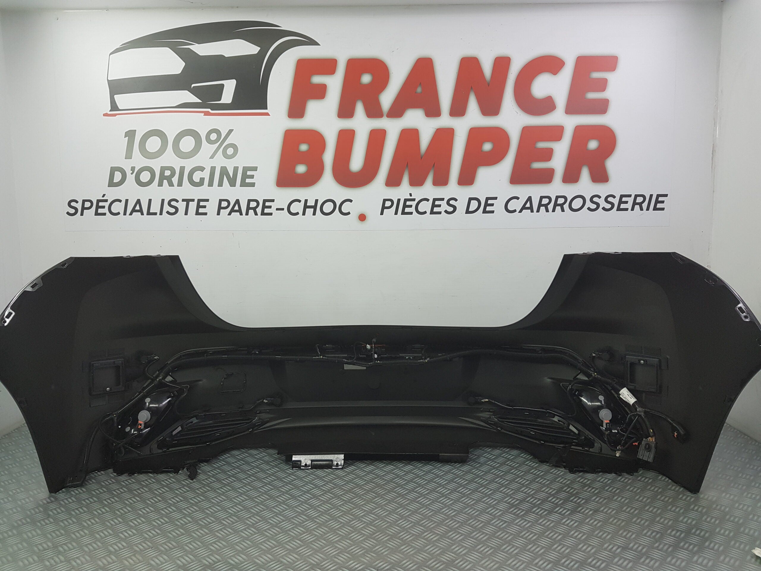 PARE CHOC ARRIERE PEUGEOT 308 III (BERLINE) COMPLET NEUF FRANCE BUMPER