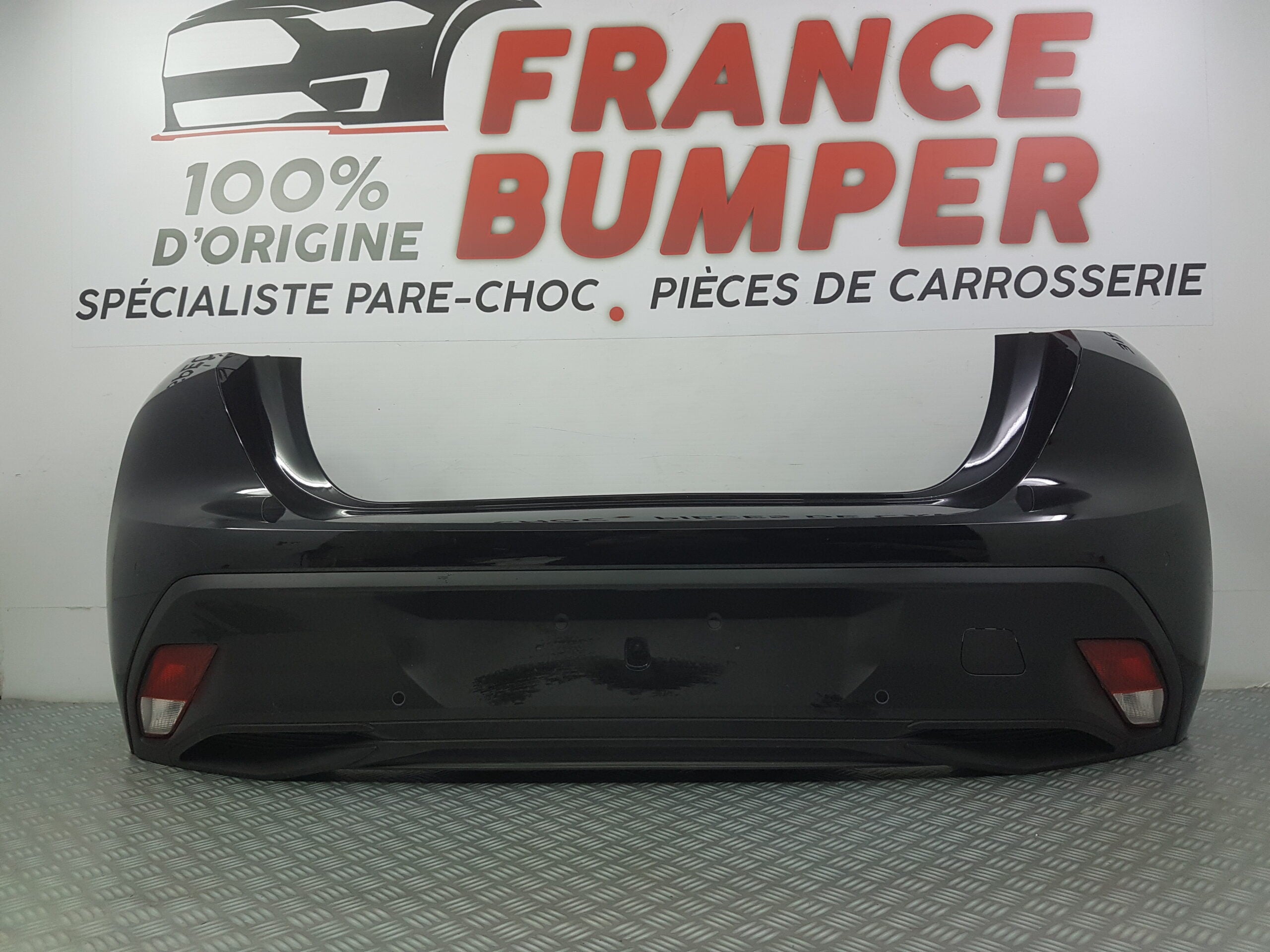 PARE CHOC ARRIERE PEUGEOT 308 III (BERLINE) COMPLET NEUF FRANCE BUMPER