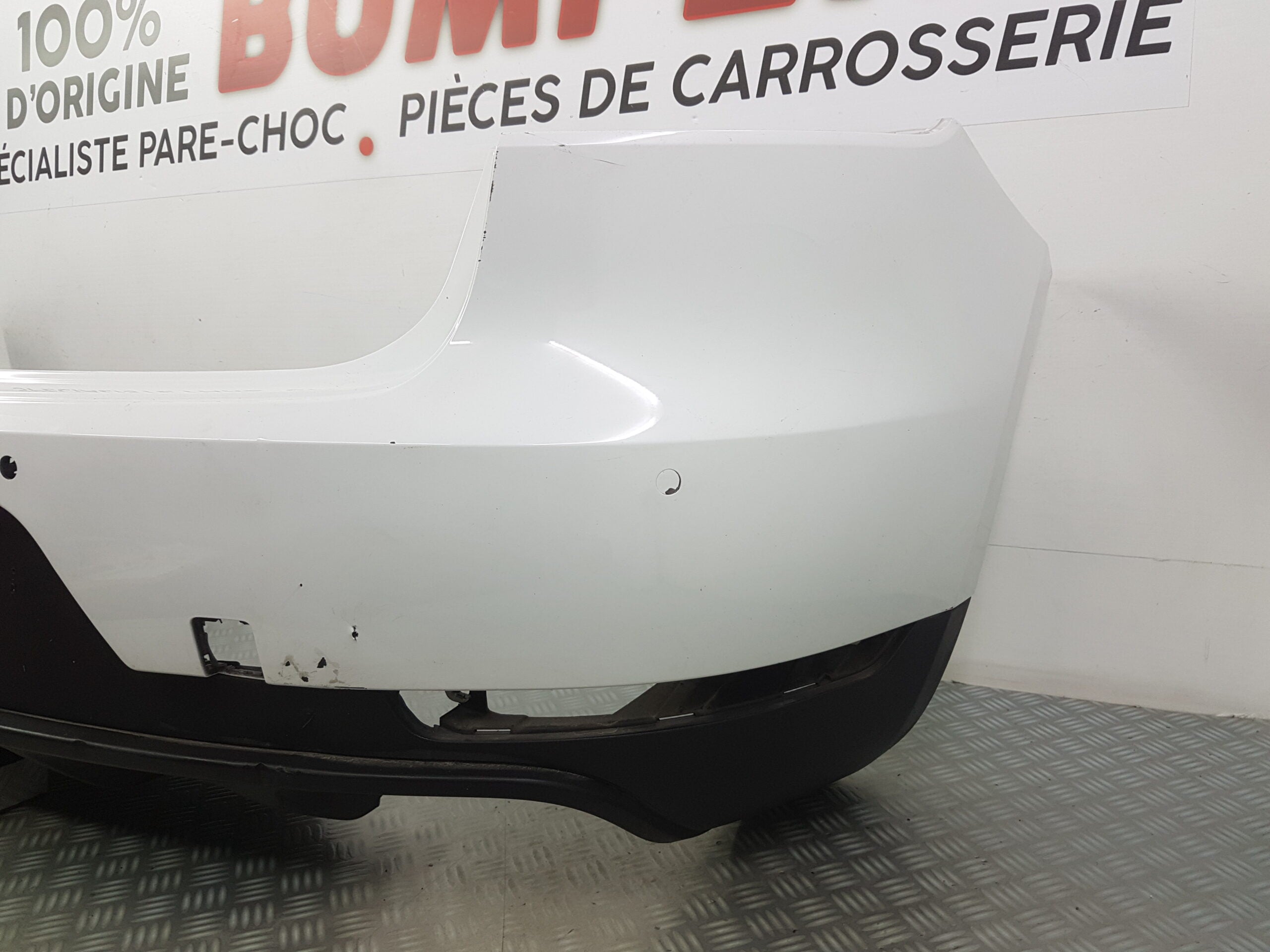 PARE CHOC ARRIERE PORSCHE MACAN PH1 *** FRANCE BUMPER