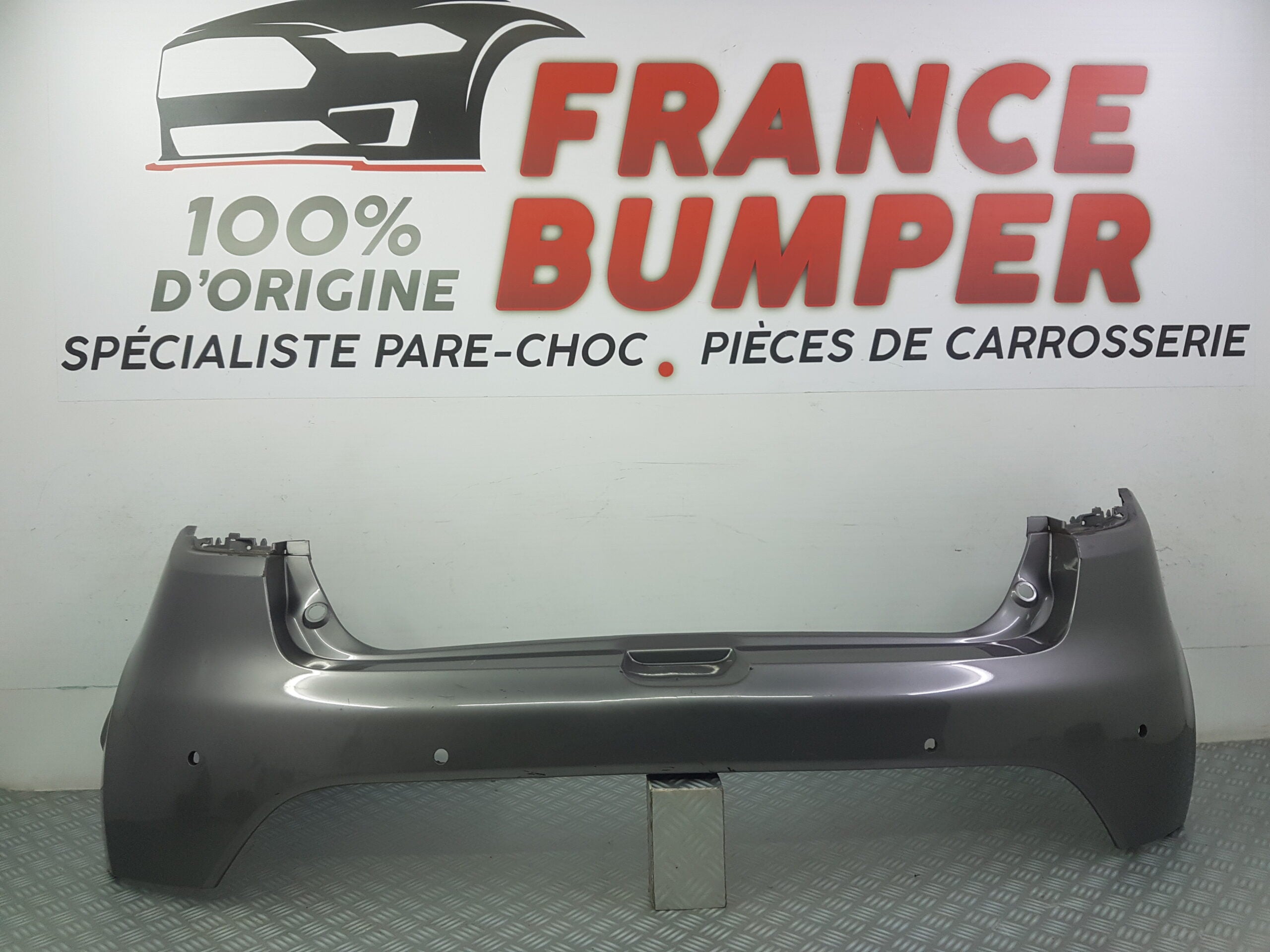 PARE CHOC ARRIERE RENAULT CLIO 4 PH1 FRANCE BUMPER