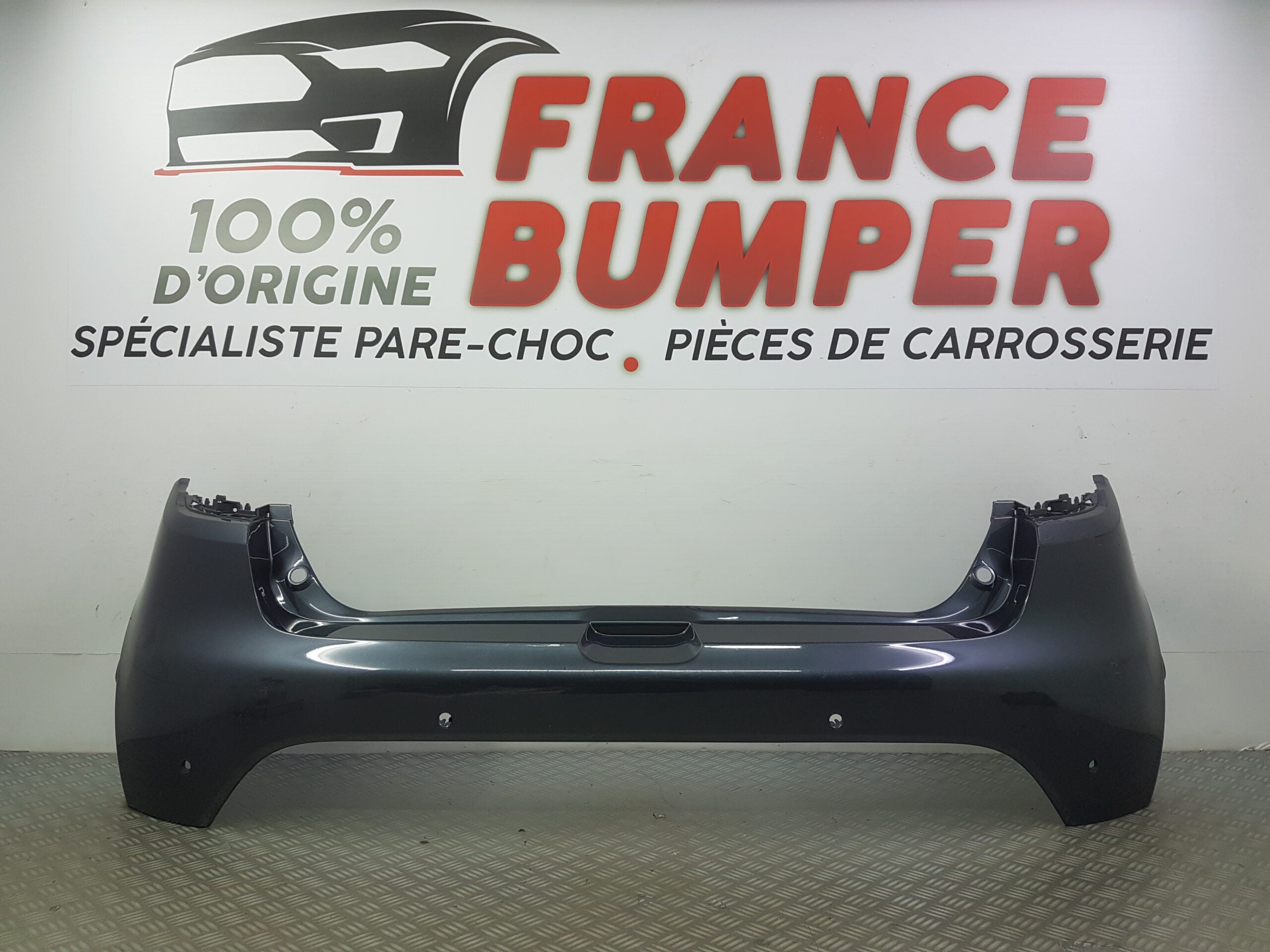 PARE CHOC ARRIERE RENAULT CLIO 4 PH2 FRANCE BUMPER