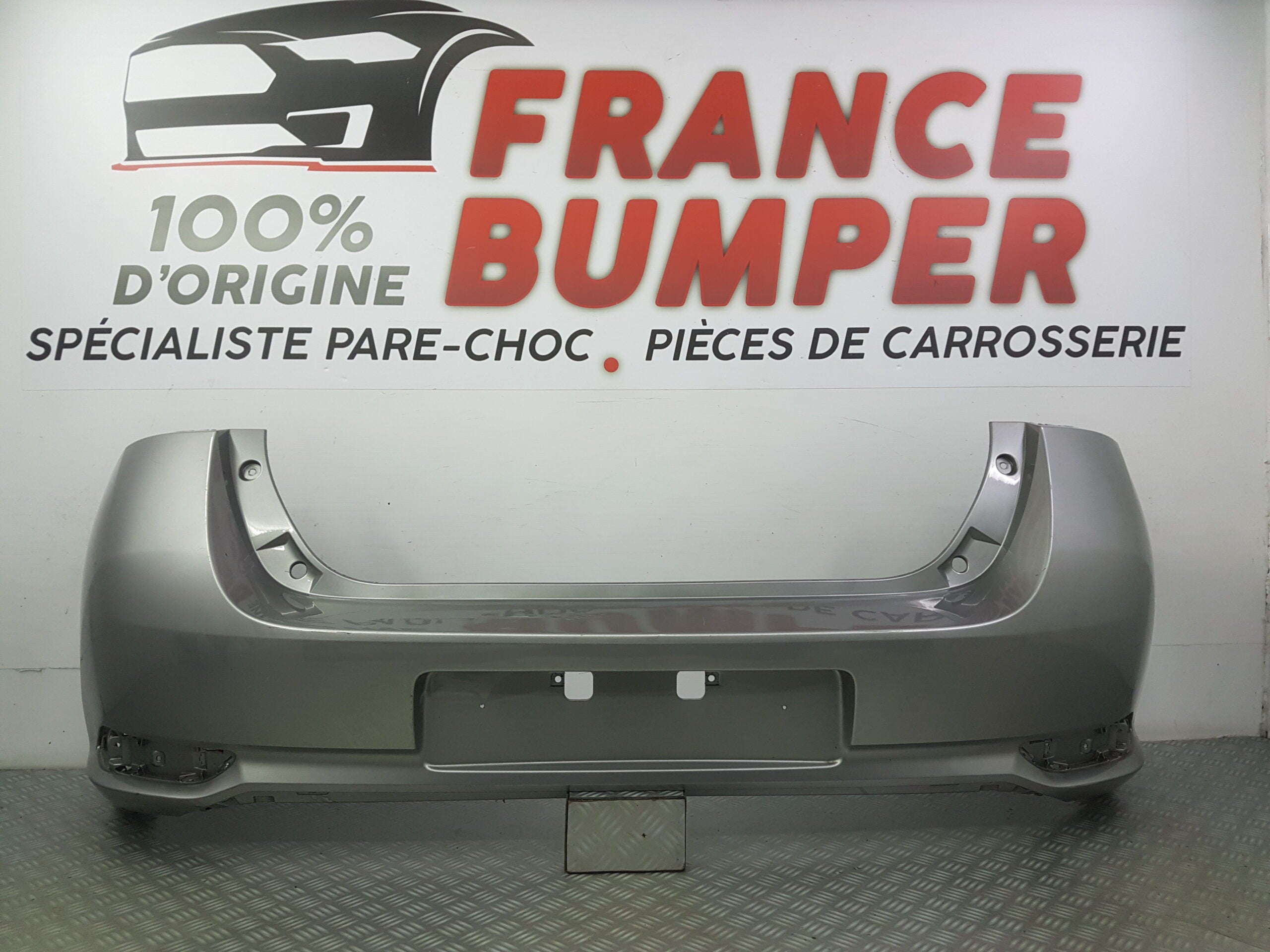 PARE CHOC ARRIERE TOYOTA AURIS II PH2 FRANCE BUMPER