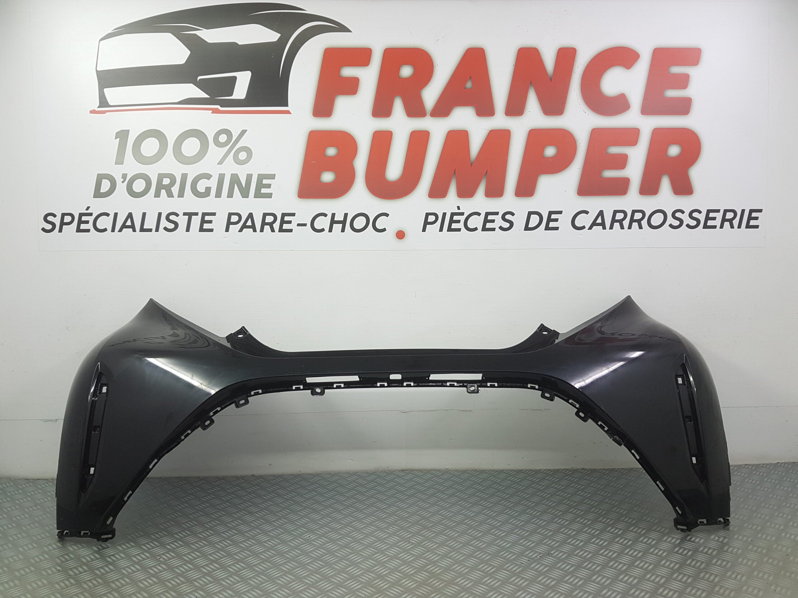 PARE CHOC ARRIERE TOYOTA AYGO X *** FRANCE BUMPER