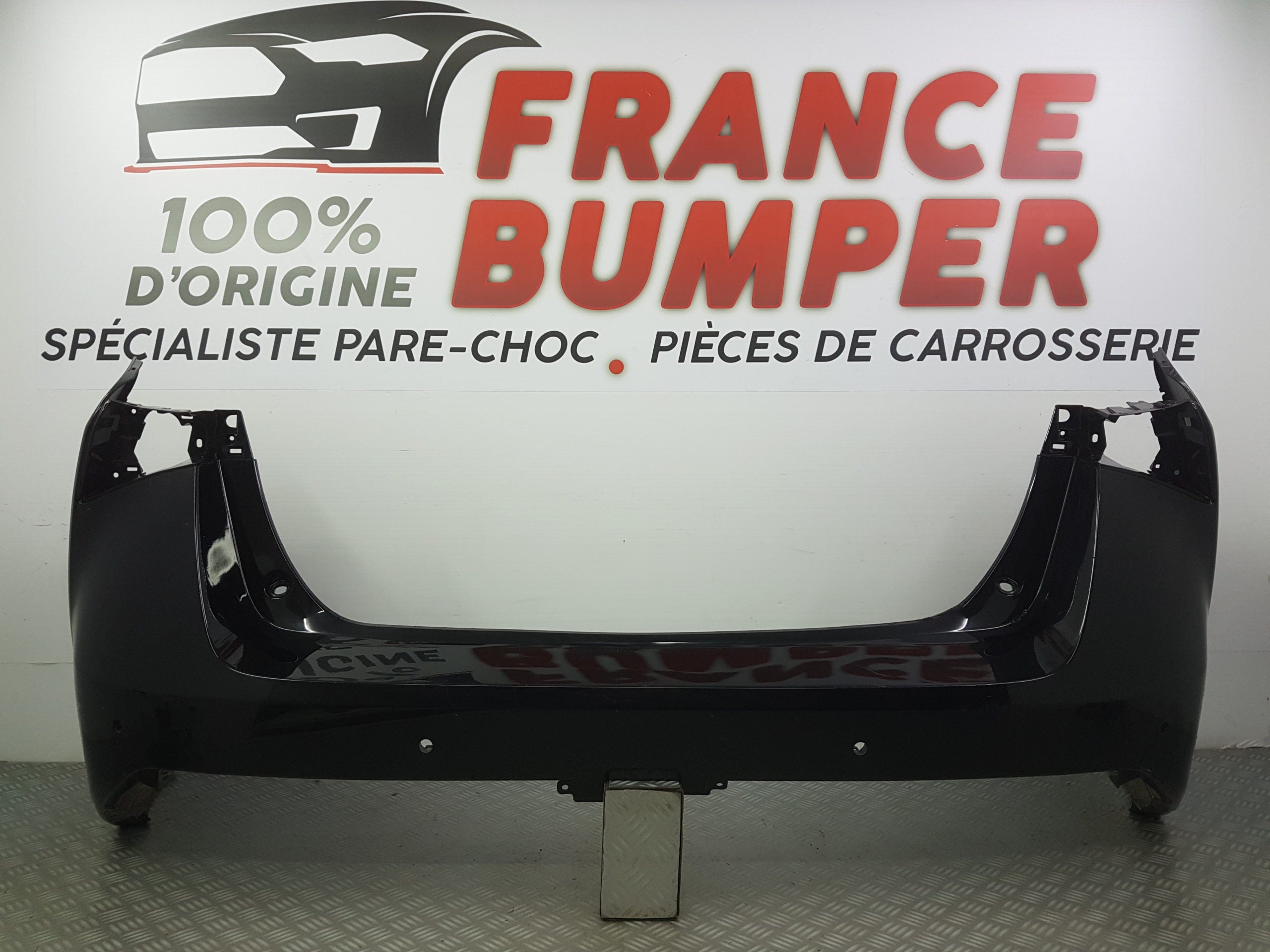 PARE CHOC ARRIERE TOYOTA PRIUS IV PH2 FRANCE BUMPER