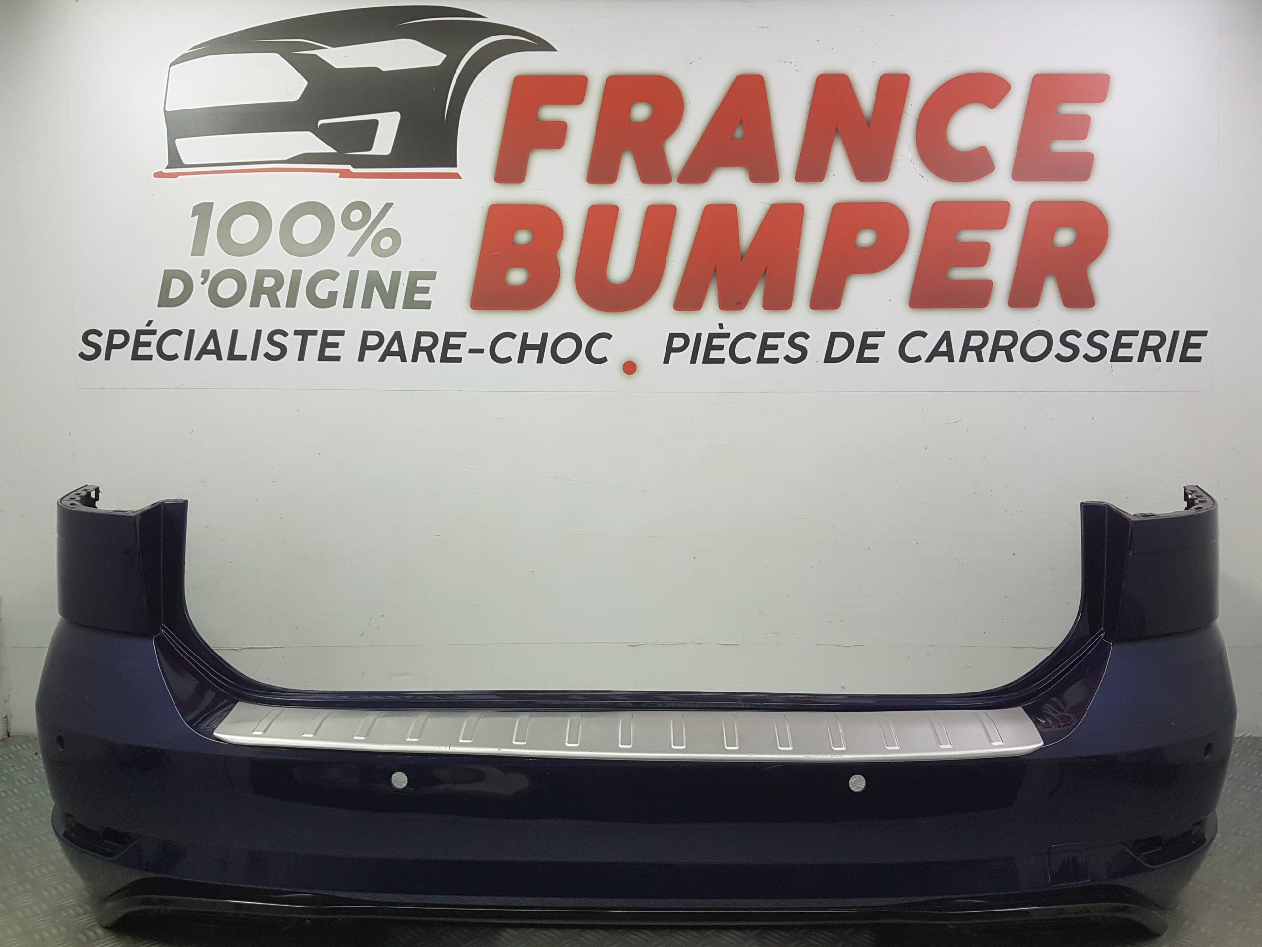 PARE CHOC ARRIERE VOLKSWAGEN GOLF 7 BREAK PH2 FRANCE BUMPER