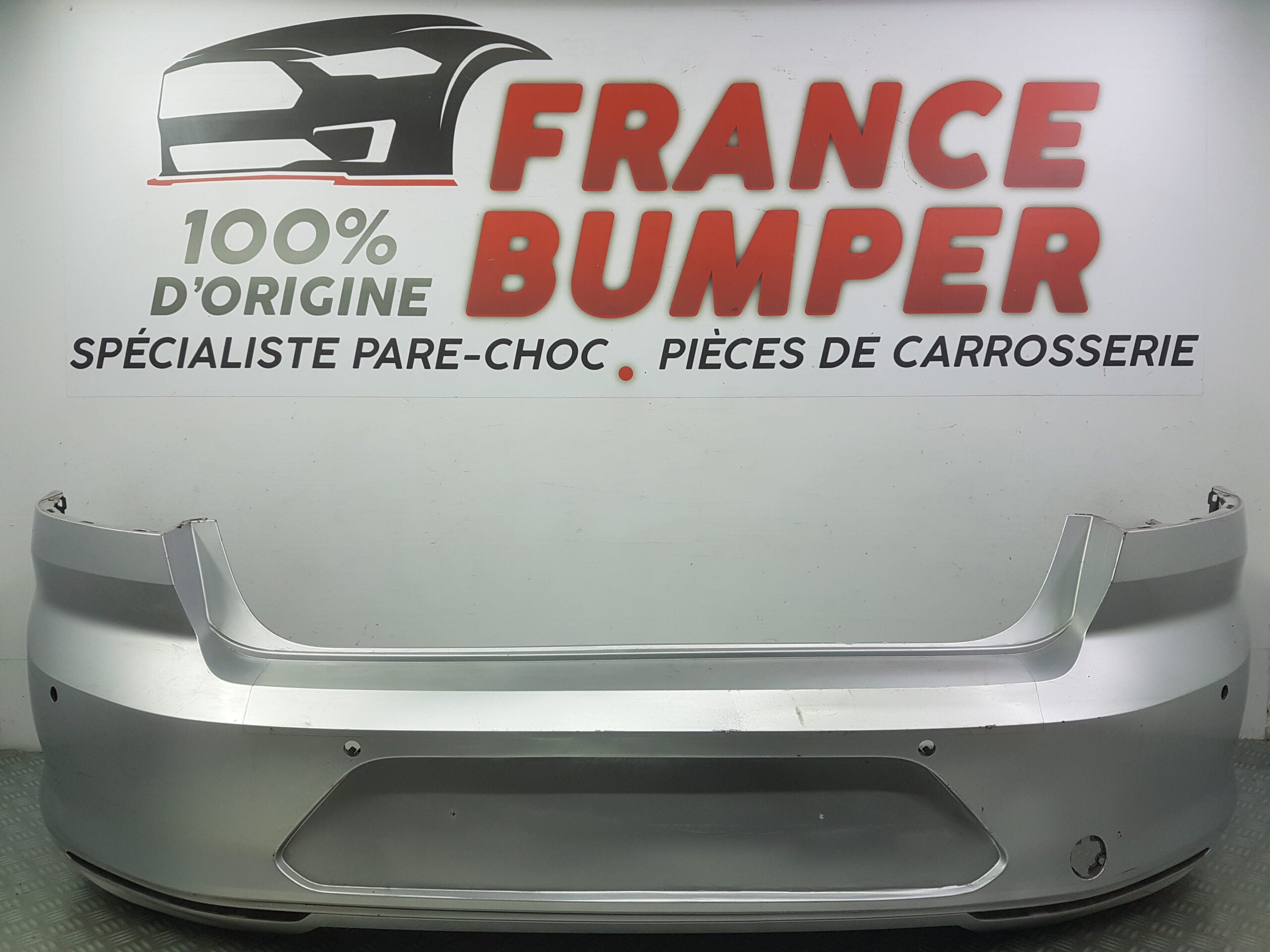 PARE CHOC ARRIERE VOLKSWAGEN PASSAT VII (BERLINE) FRANCE BUMPER