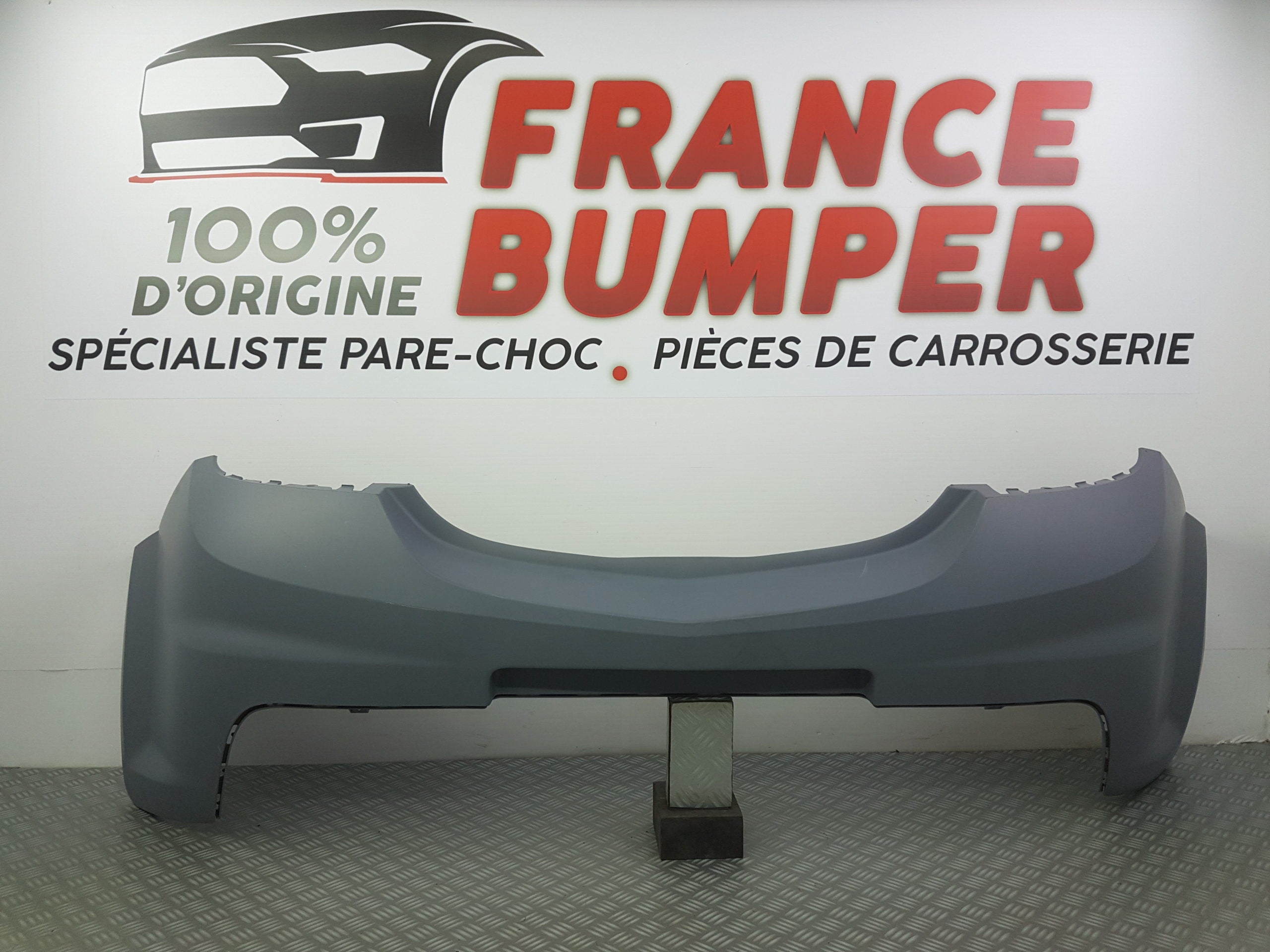 PARE CHOC ARRIRE OPEL ASTRA III (H) OPC NEUF FRANCE BUMPER