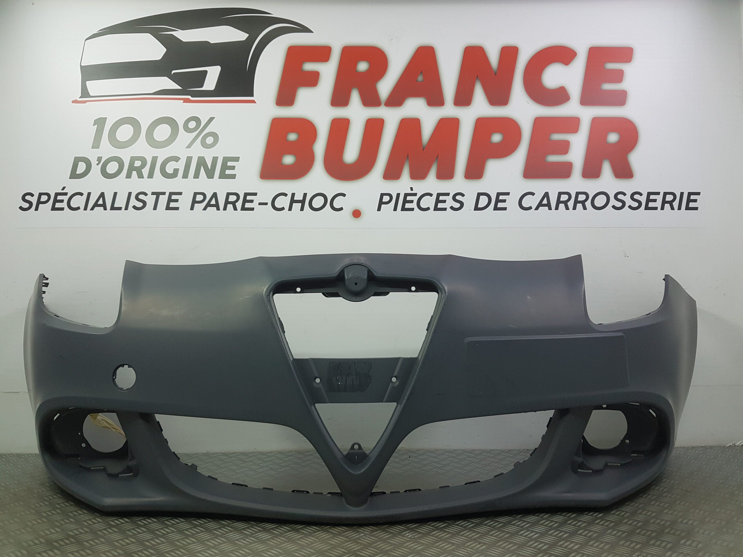 PARE CHOC AVANT ALFA ROMEO GIULIETTA II PH1 NEUF FRANCE BUMPER