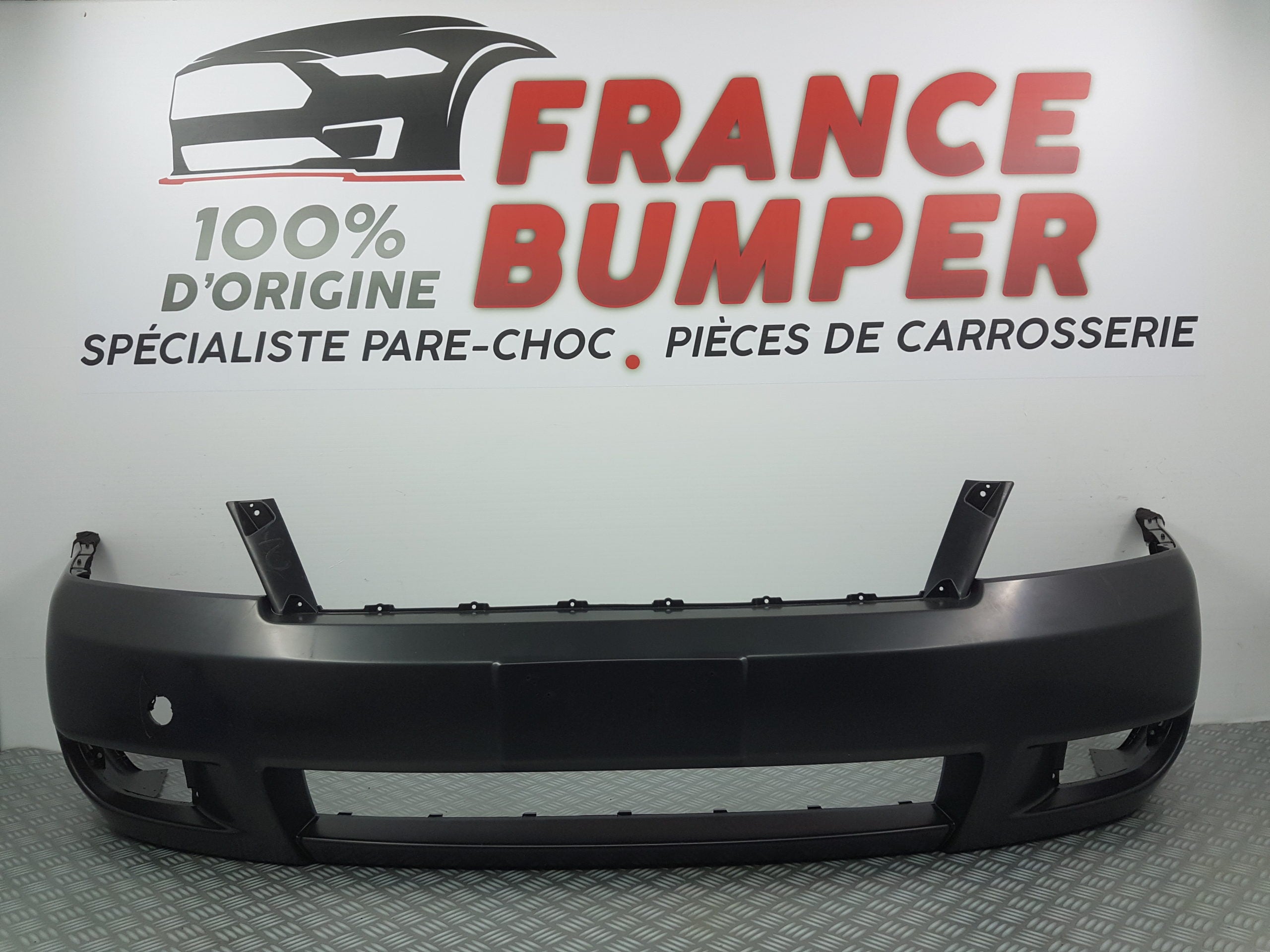 PARE CHOC AVANT KIA CARNIVAL II FRANCE BUMPER